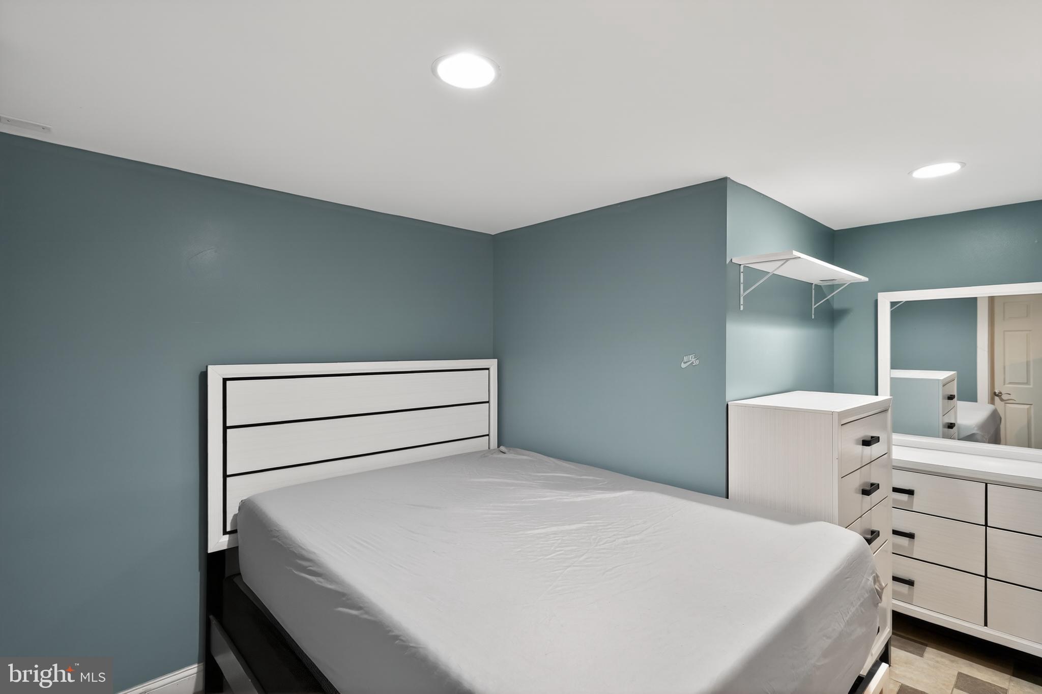 COLUMBIA HIGHLANDS - Residential