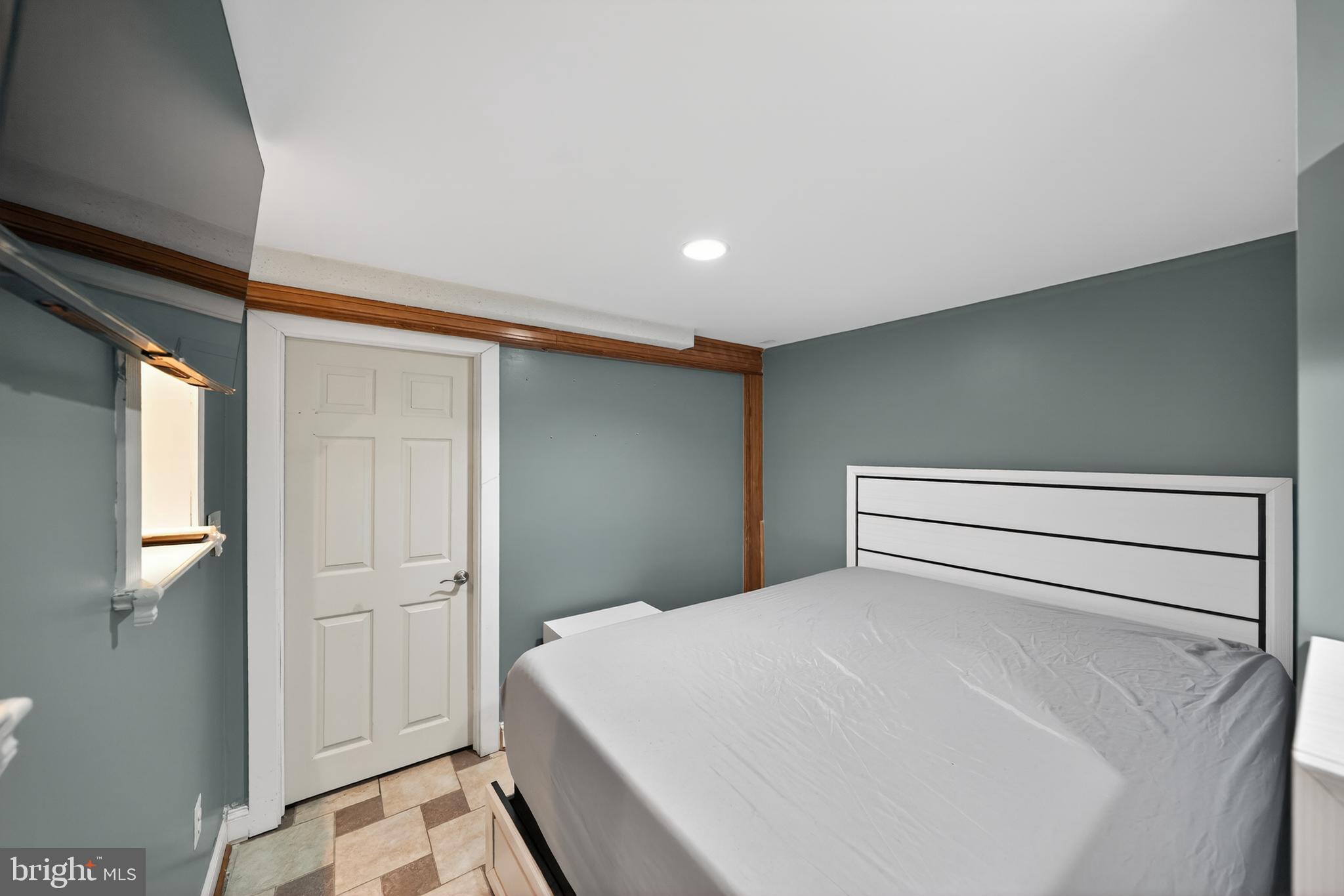 COLUMBIA HIGHLANDS - Residential