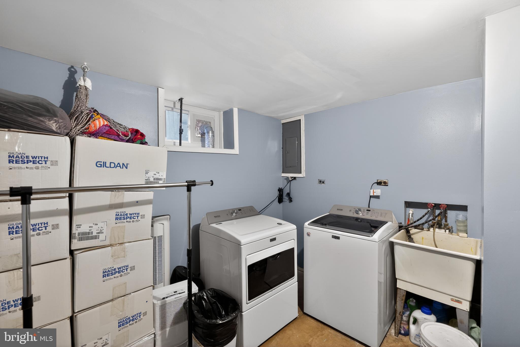 COLUMBIA HIGHLANDS - Residential