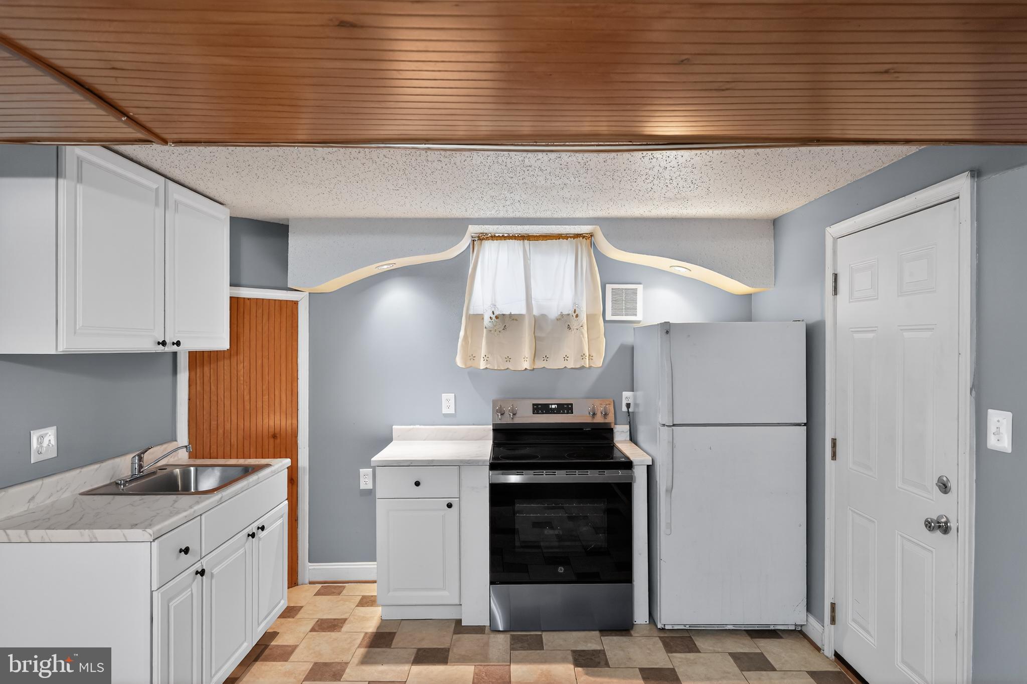 COLUMBIA HIGHLANDS - Residential