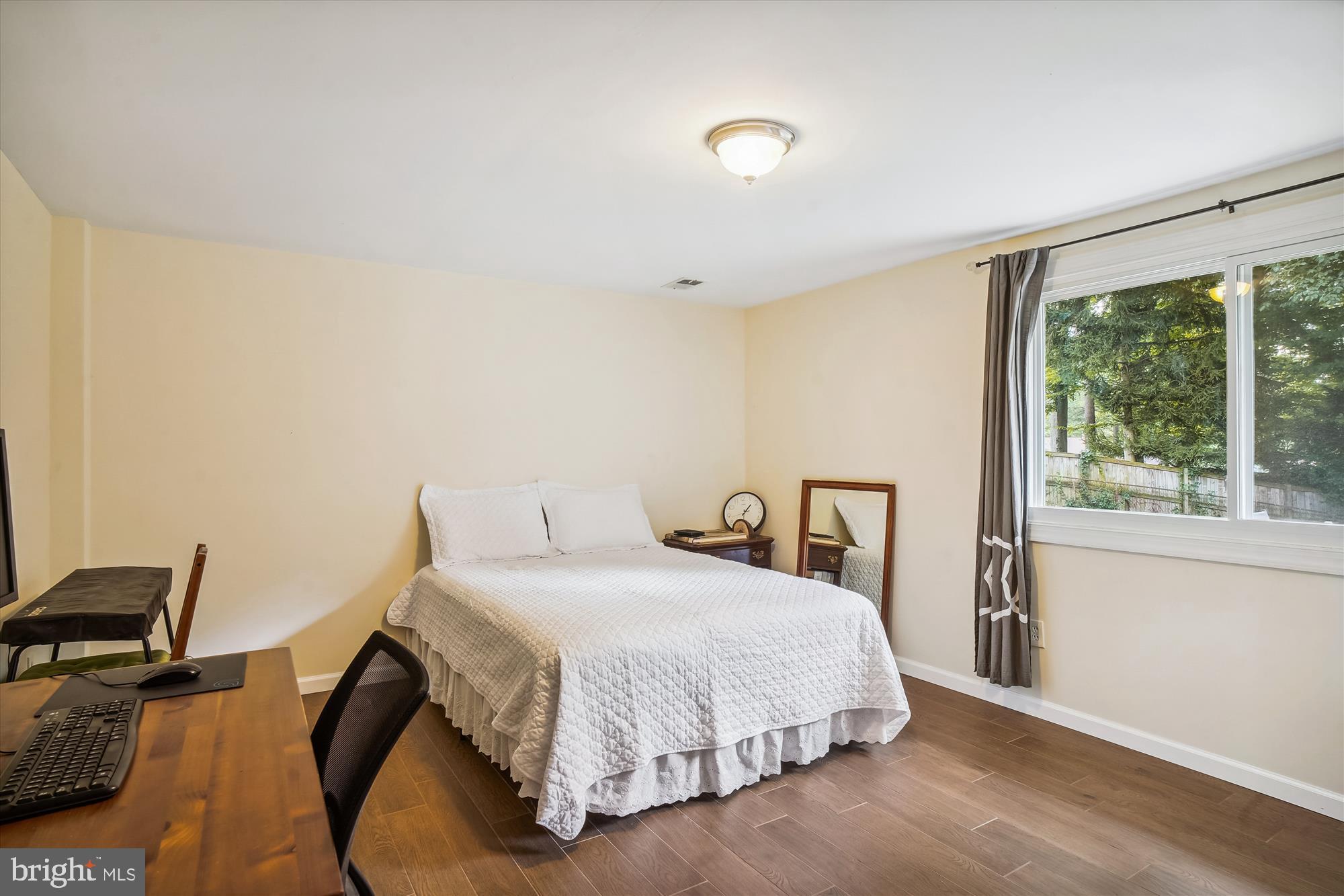 ROCK CREEK MANOR - Residential