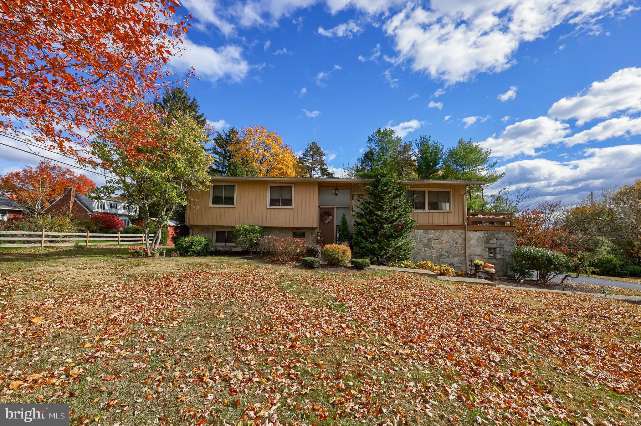 310 BLUFF VIEW DRIVE