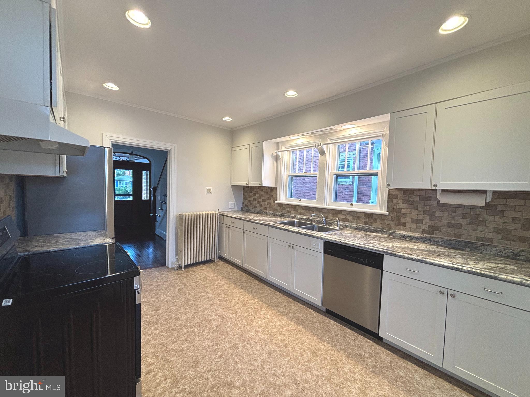 NORTH END - Residential