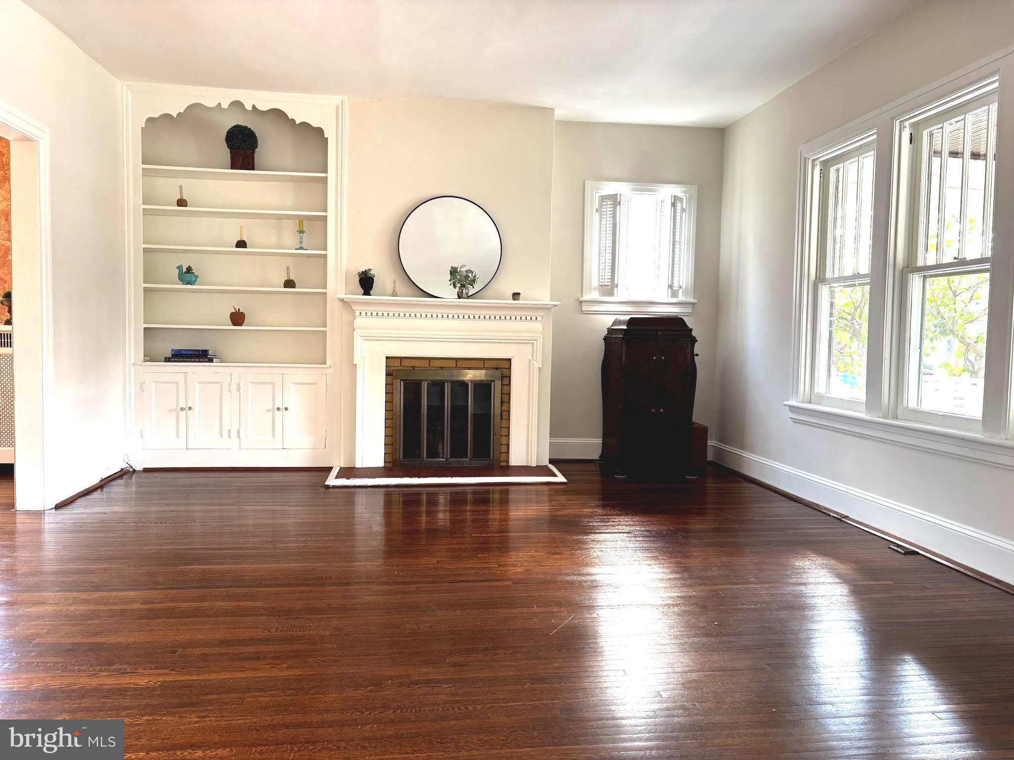 NORTH END - Residential