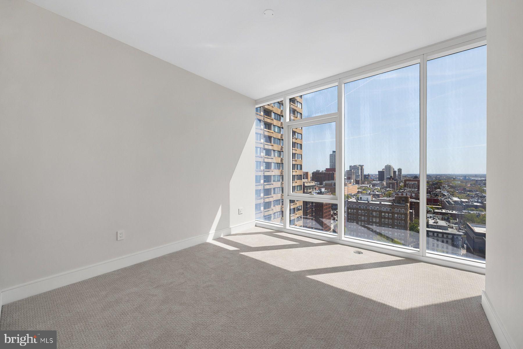 AVENUE OF THE ARTS - Residential