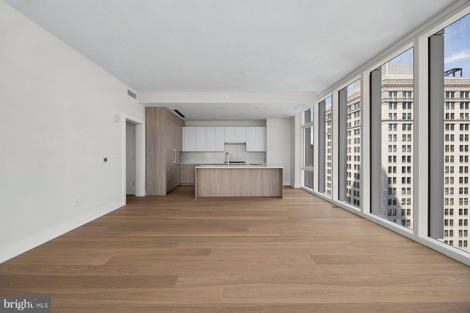 AVENUE OF THE ARTS - Residential