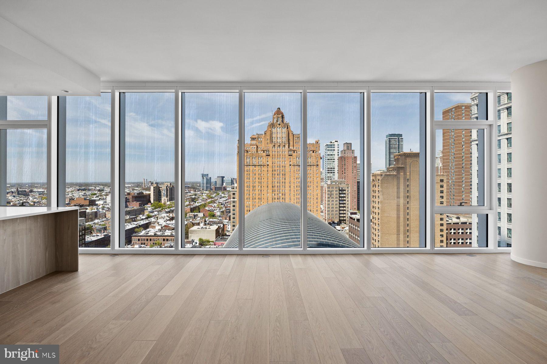 AVENUE OF THE ARTS - Residential