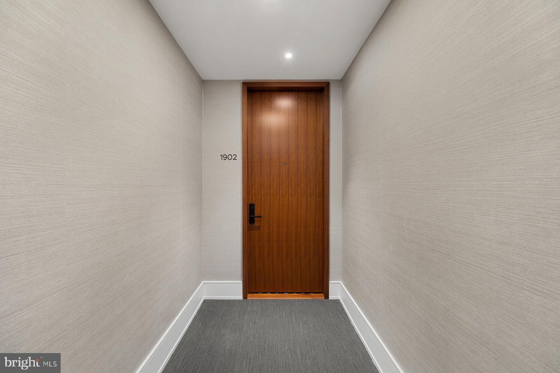 AVENUE OF THE ARTS - Residential