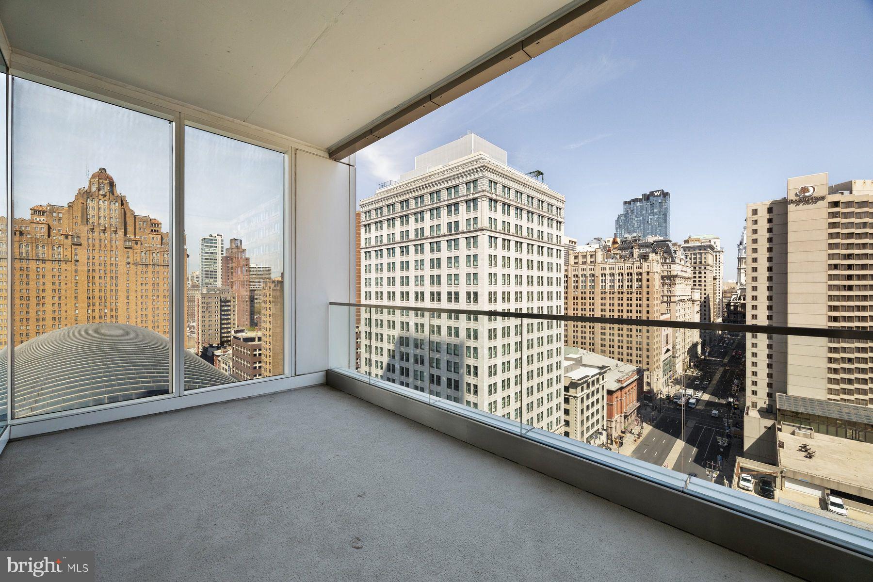 AVENUE OF THE ARTS - Residential