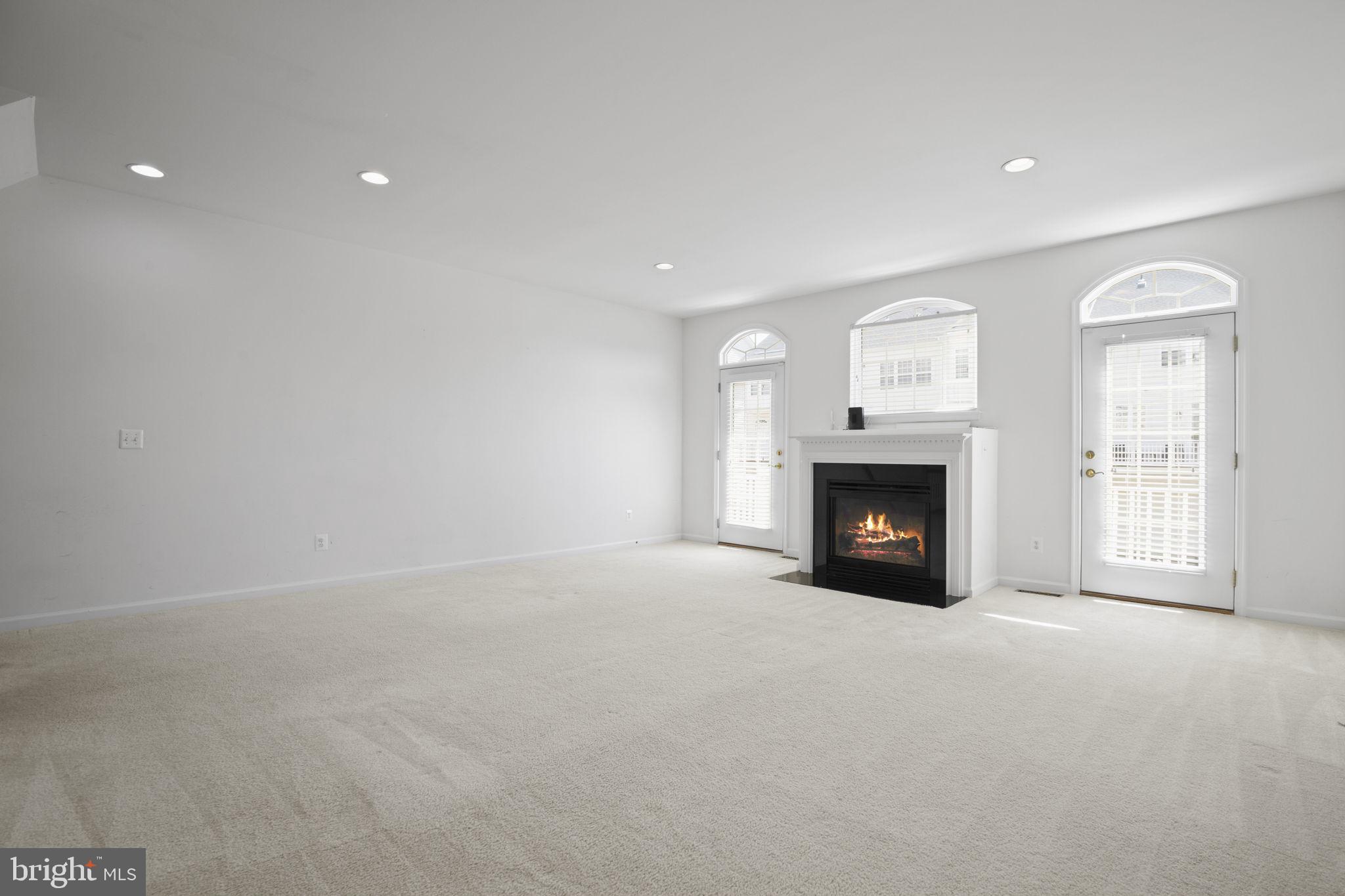 BRAMBLETON LANDBAY 2 - Residential Lease