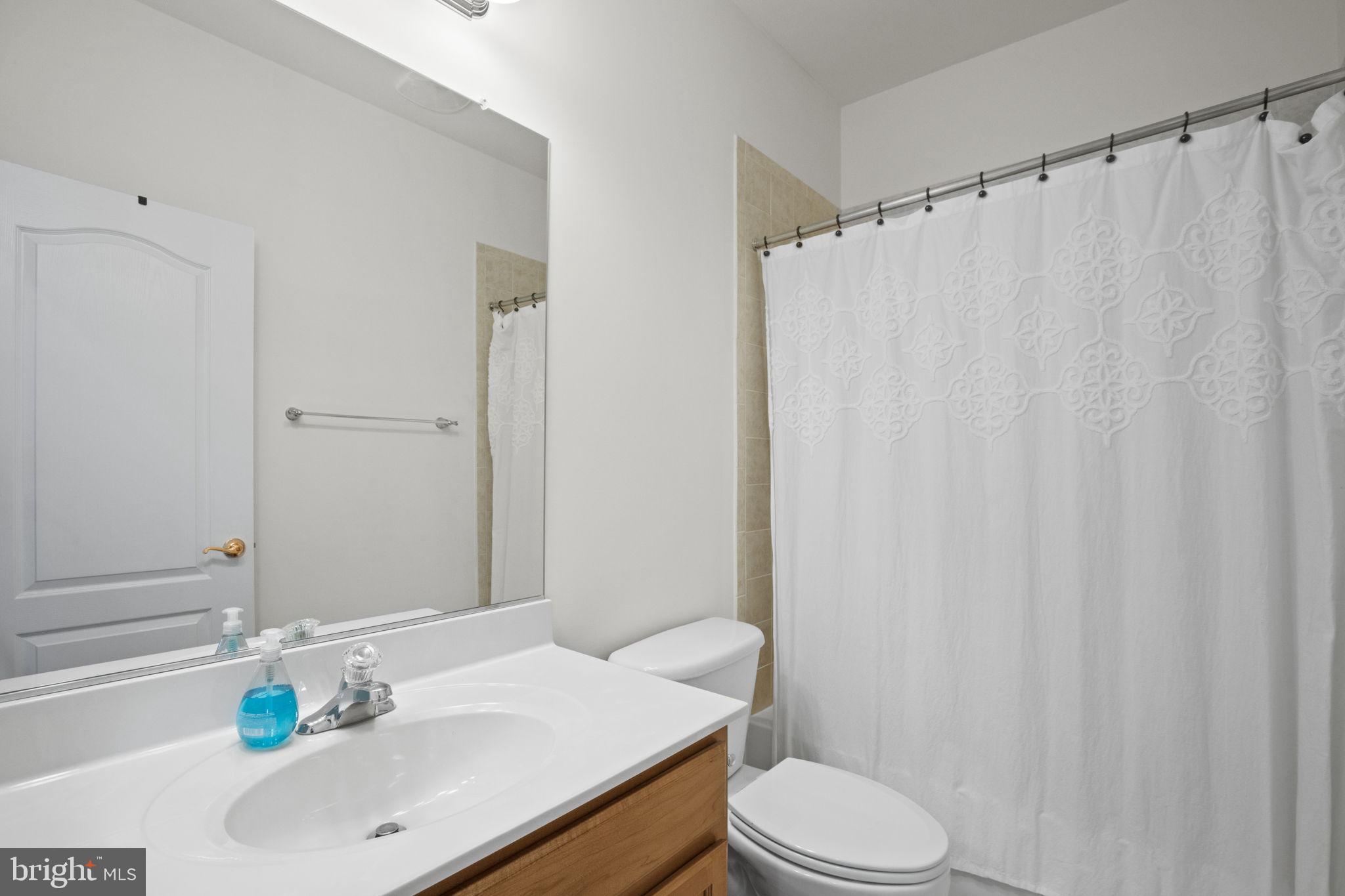 BRAMBLETON LANDBAY 2 - Residential Lease