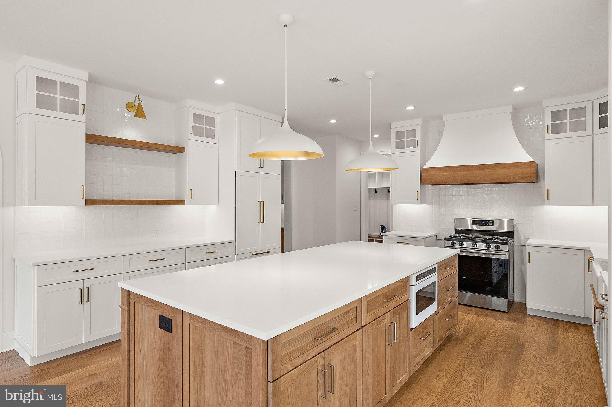 THE WOODS AT ROSE TREE - Residential