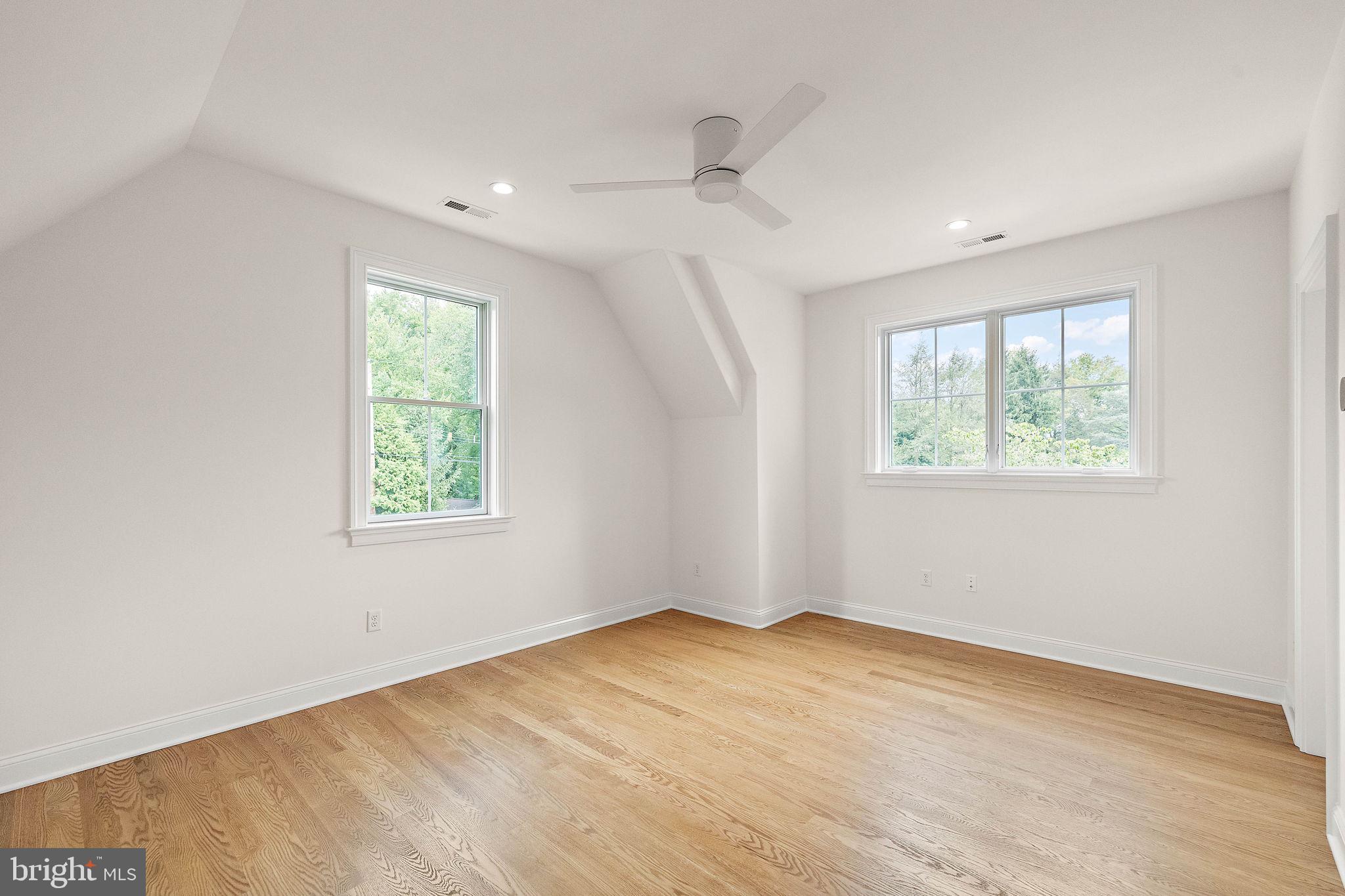 THE WOODS AT ROSE TREE - Residential