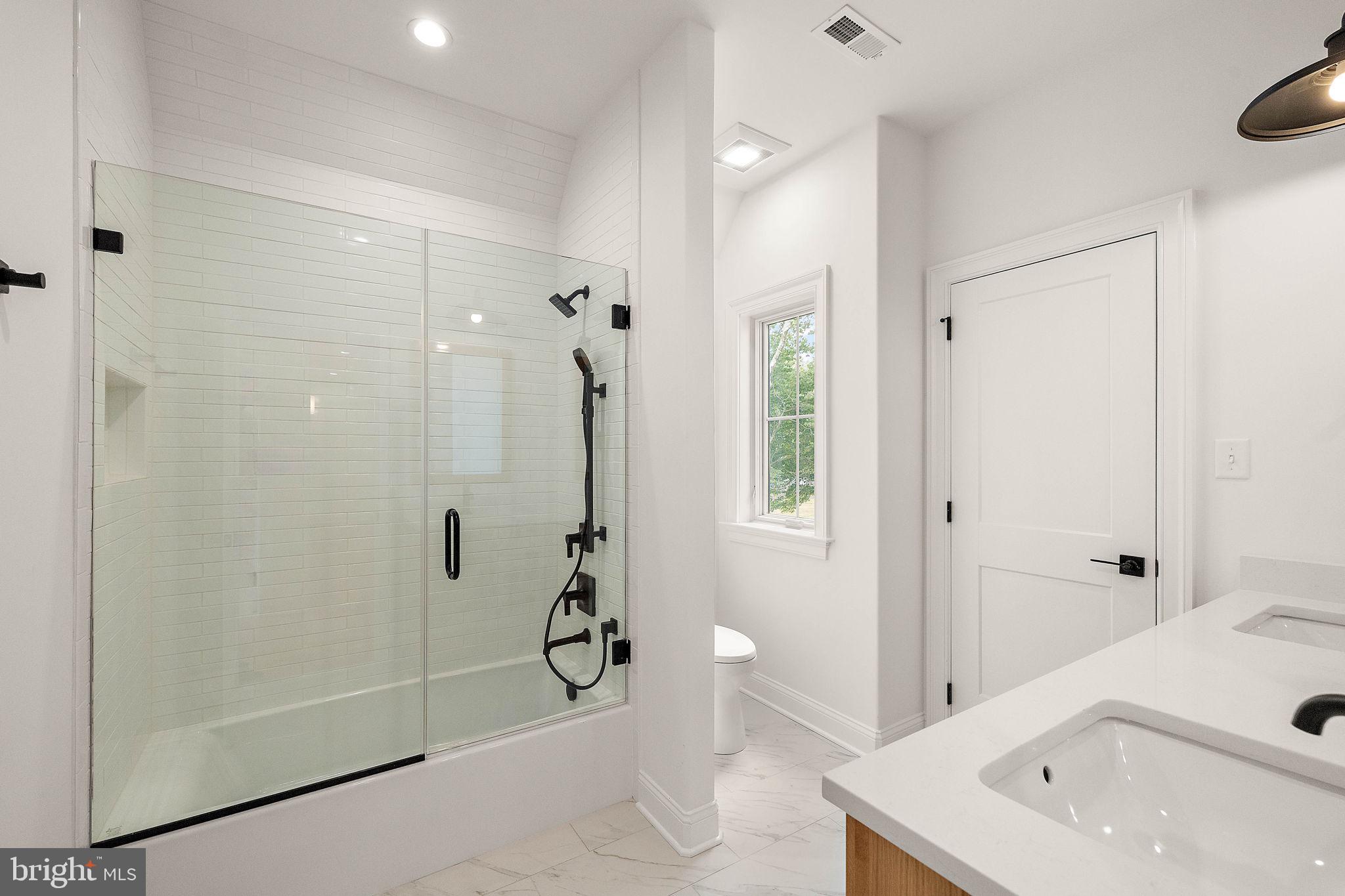 THE WOODS AT ROSE TREE - Residential