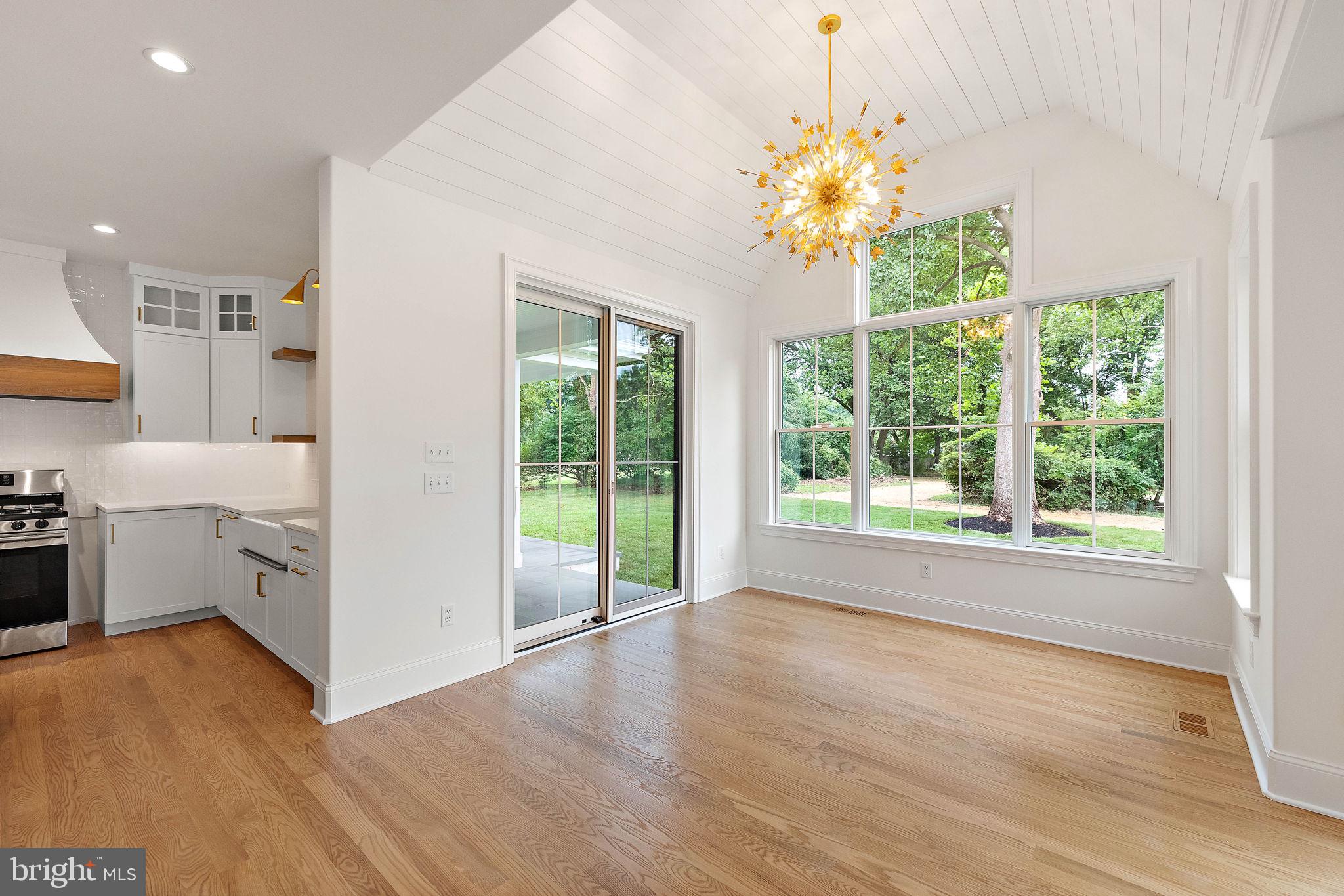 THE WOODS AT ROSE TREE - Residential