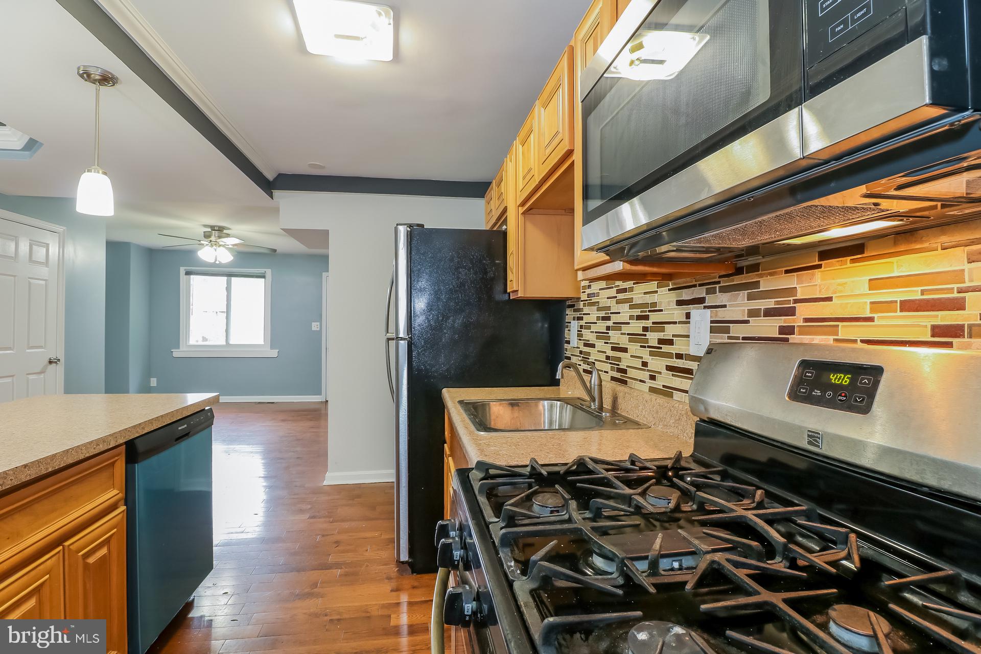 CENTRAL PARK HEIGHTS - Residential Lease