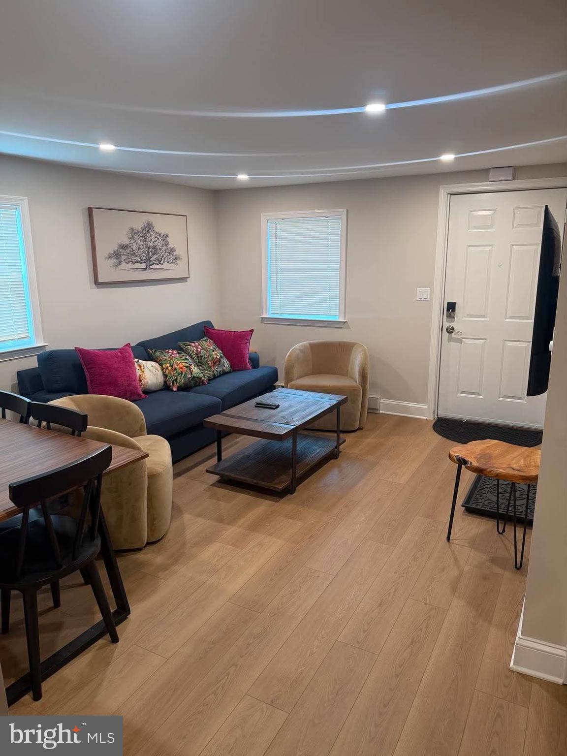 120 W 4TH AVENUE 2