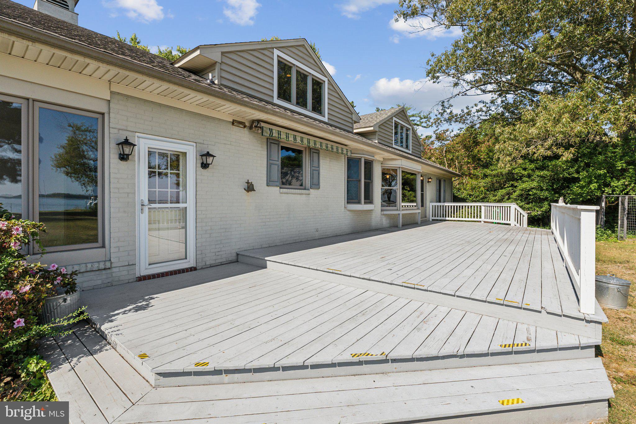 RIO VISTA - Residential