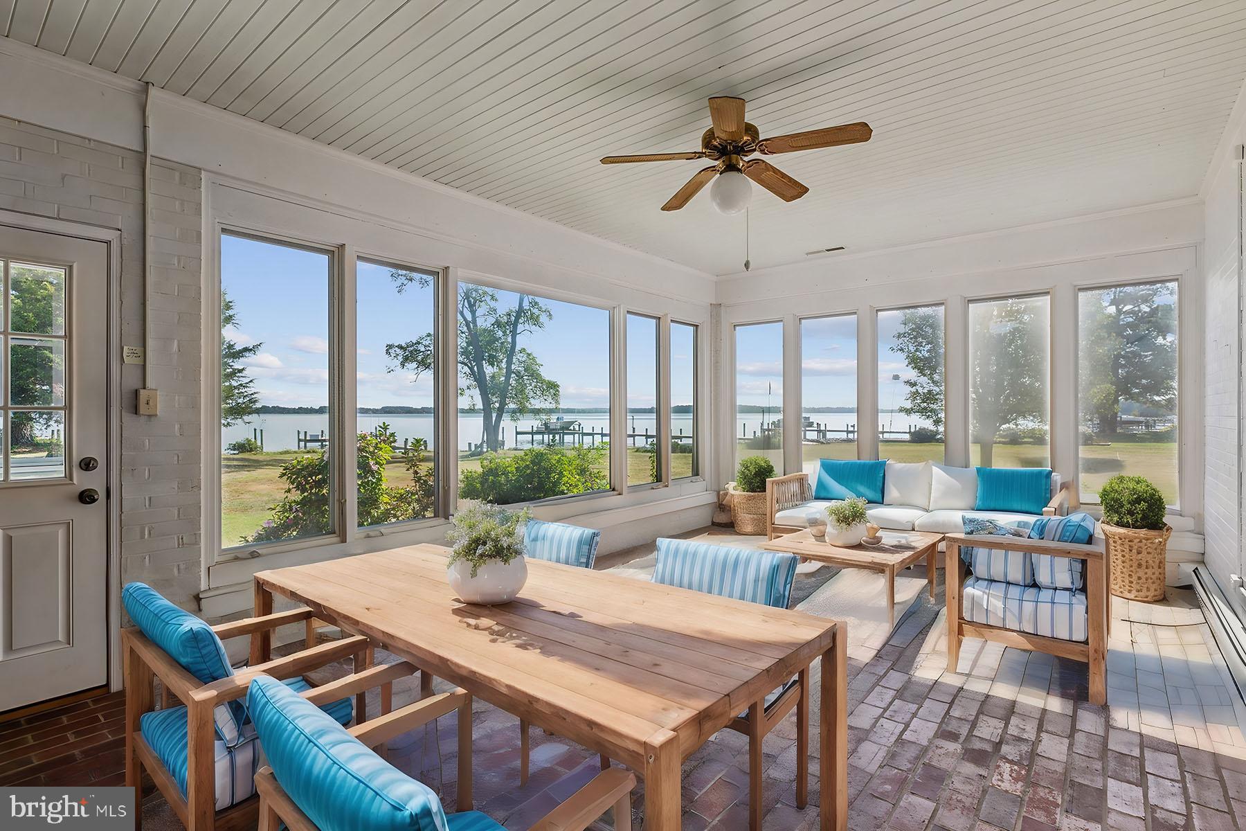 RIO VISTA - Residential