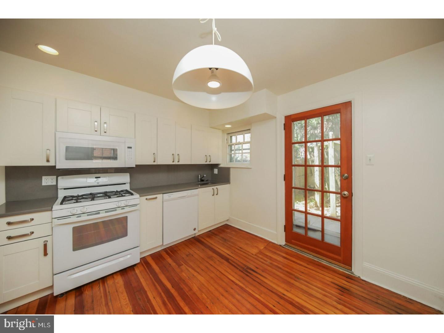 CHESTNUT HILL - Residential Lease