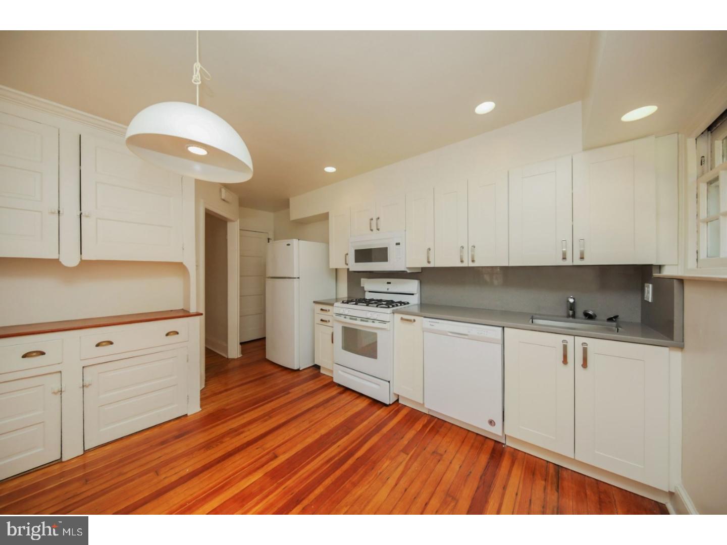 CHESTNUT HILL - Residential Lease