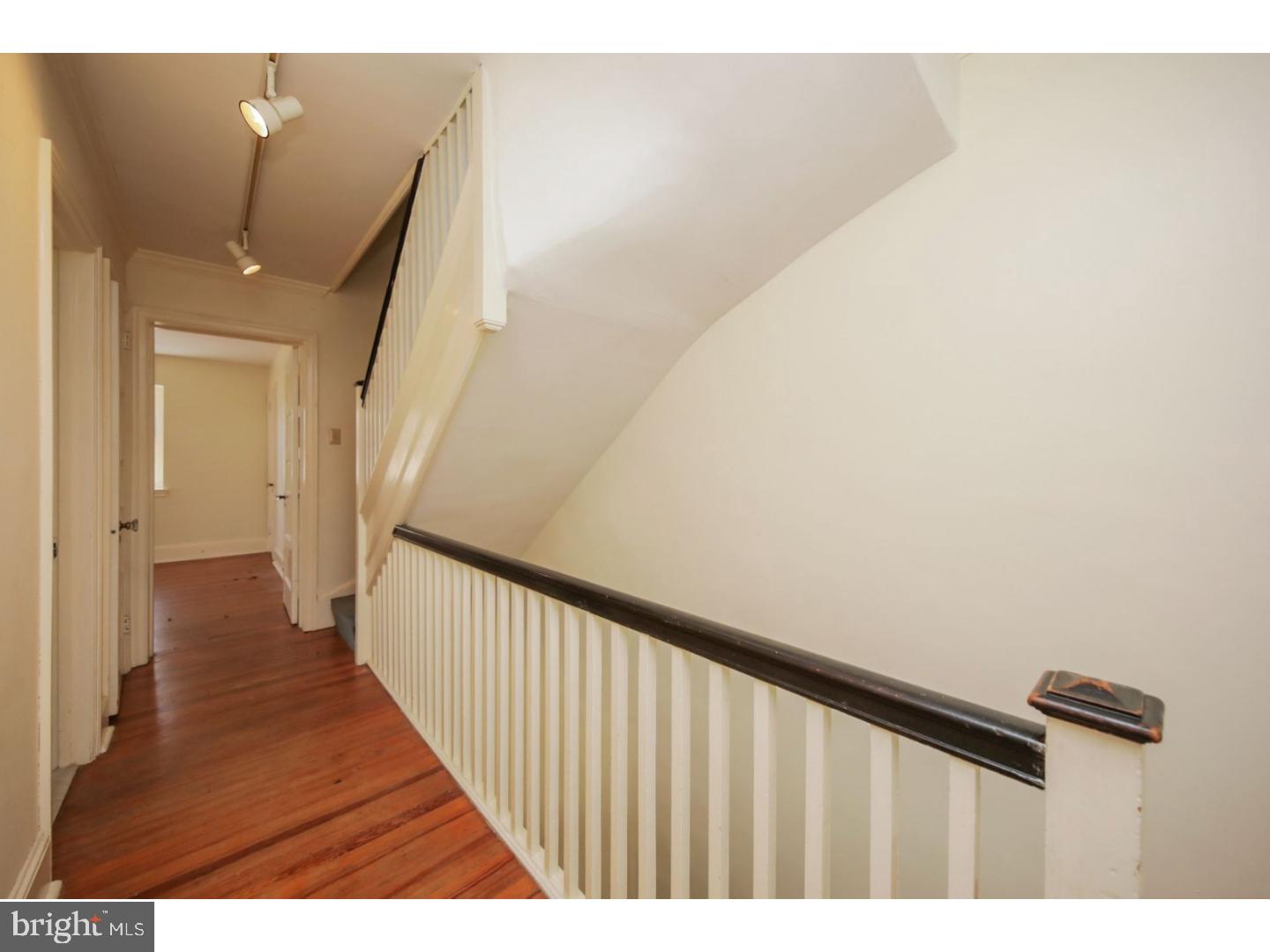 CHESTNUT HILL - Residential Lease
