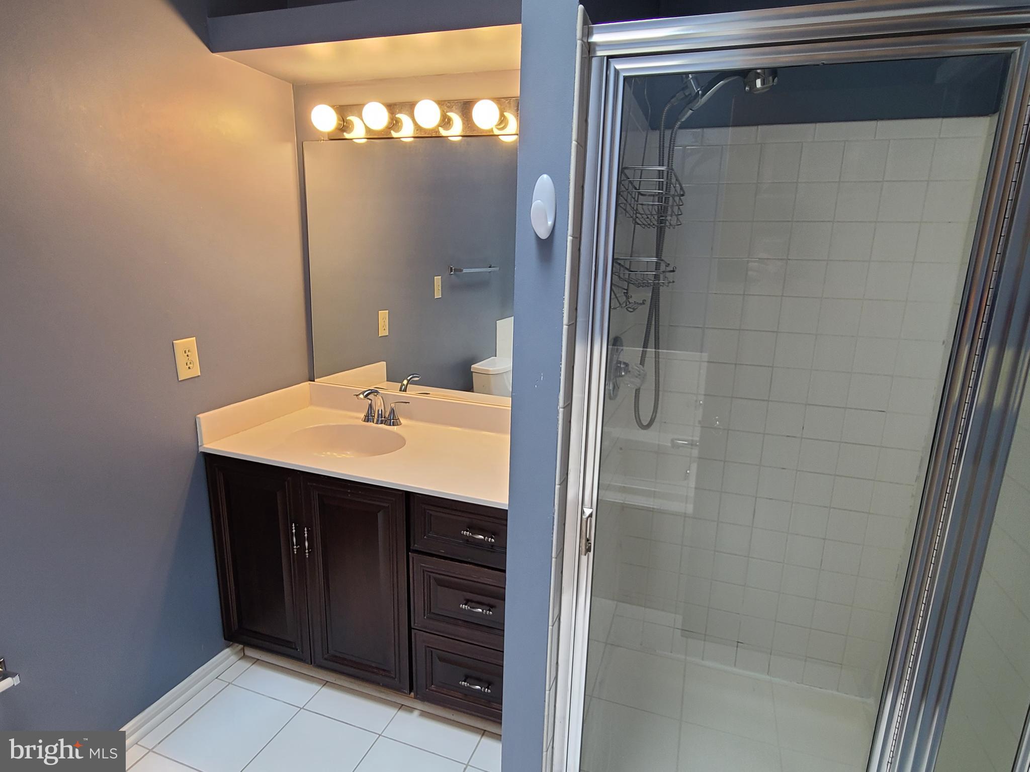 RUSSETT - Residential Lease