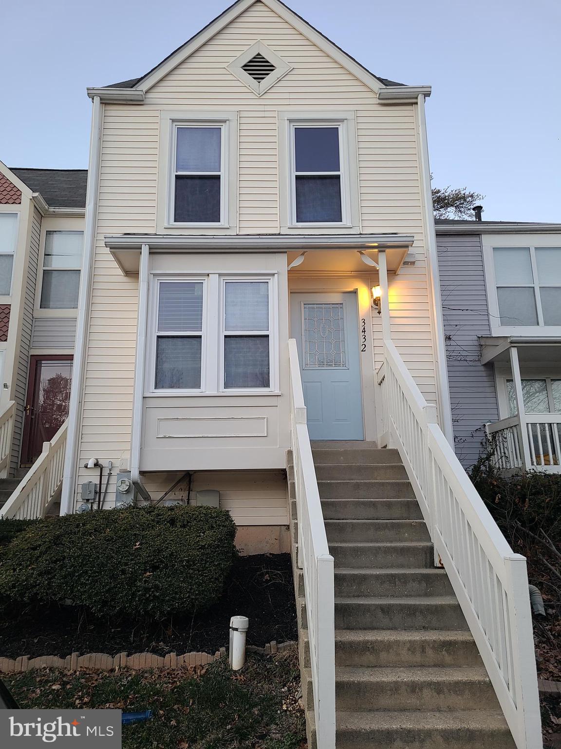 3432 LONDONLEAF LANE