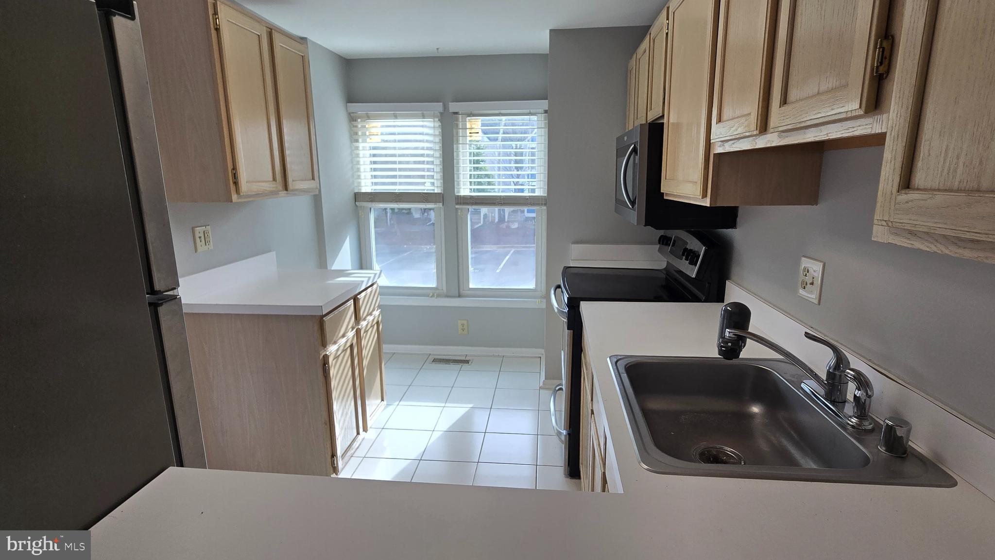 RUSSETT - Residential Lease