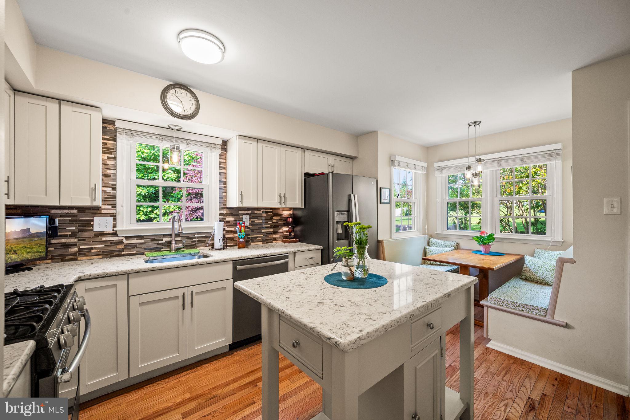 CONCORD MANOR - Residential