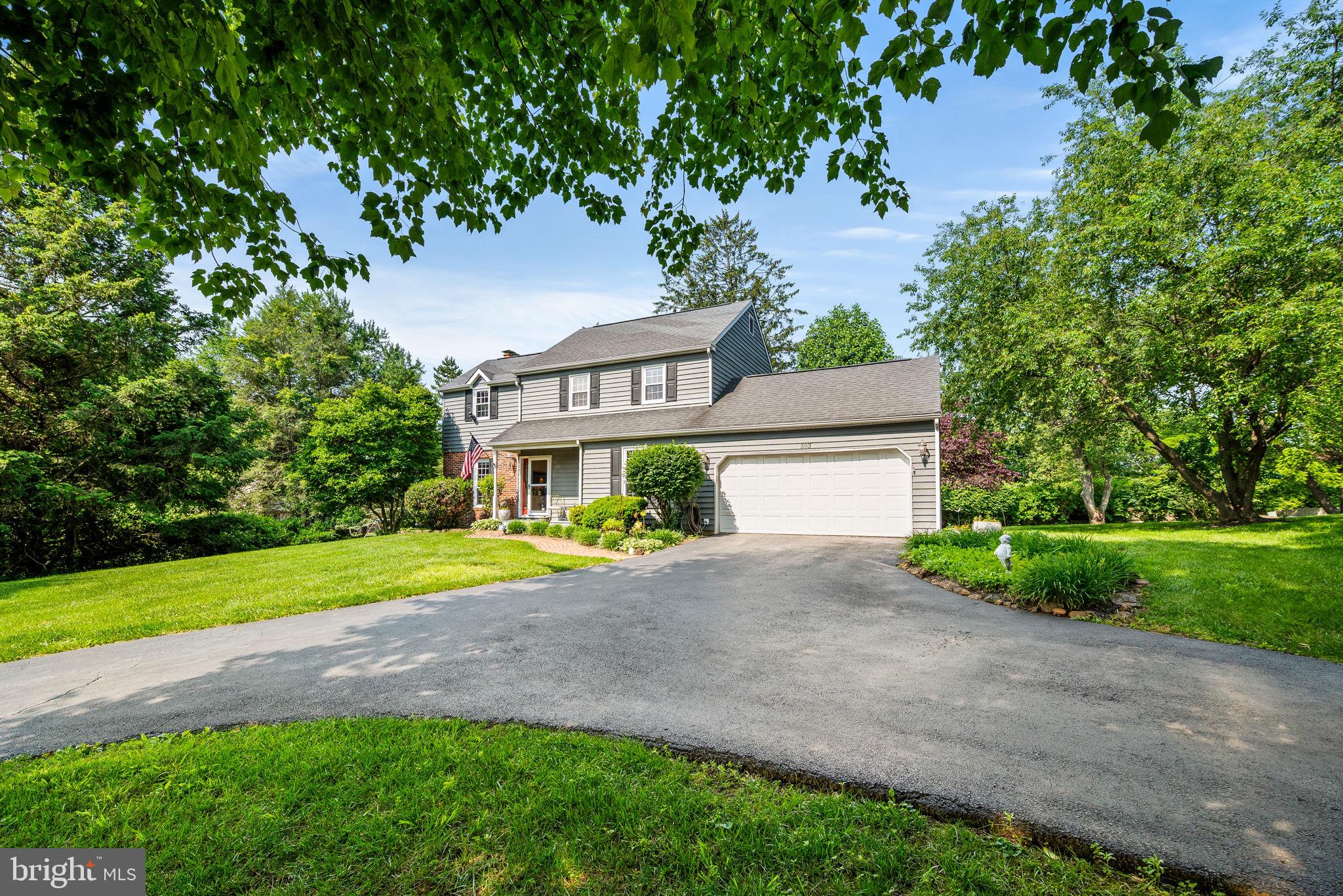 CONCORD MANOR - Residential