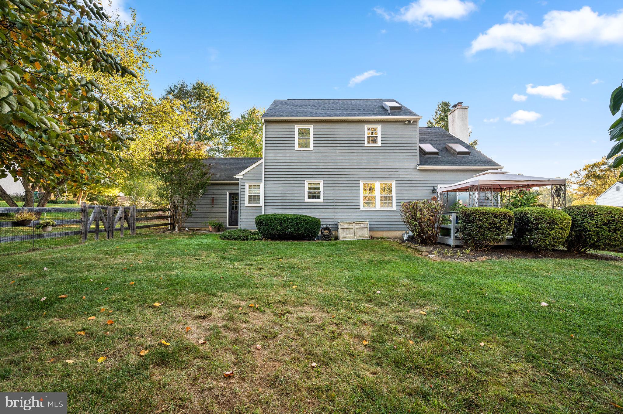 CONCORD MANOR - Residential
