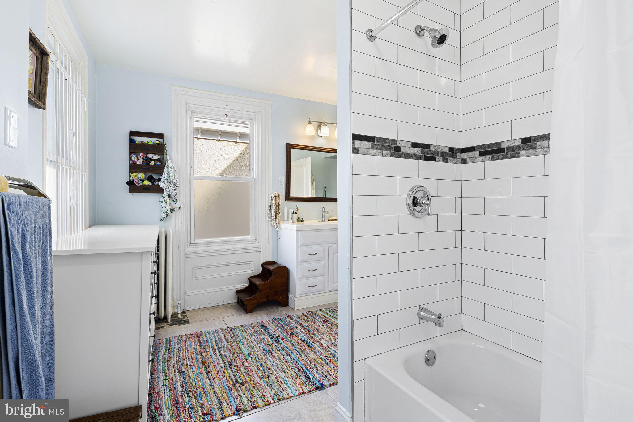 FRANCISVILLE - Residential