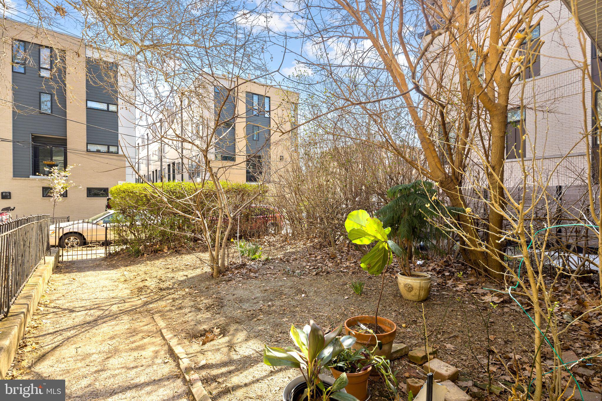 FRANCISVILLE - Residential