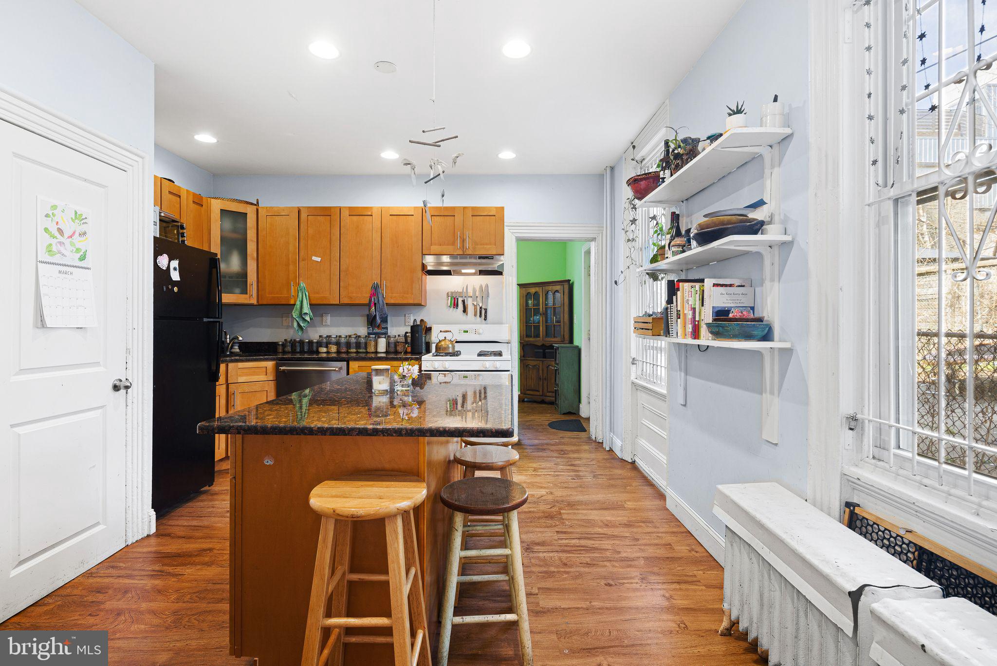 FRANCISVILLE - Residential