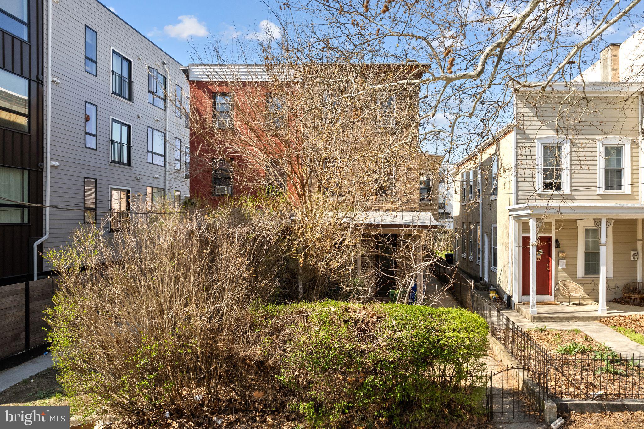 FRANCISVILLE - Residential