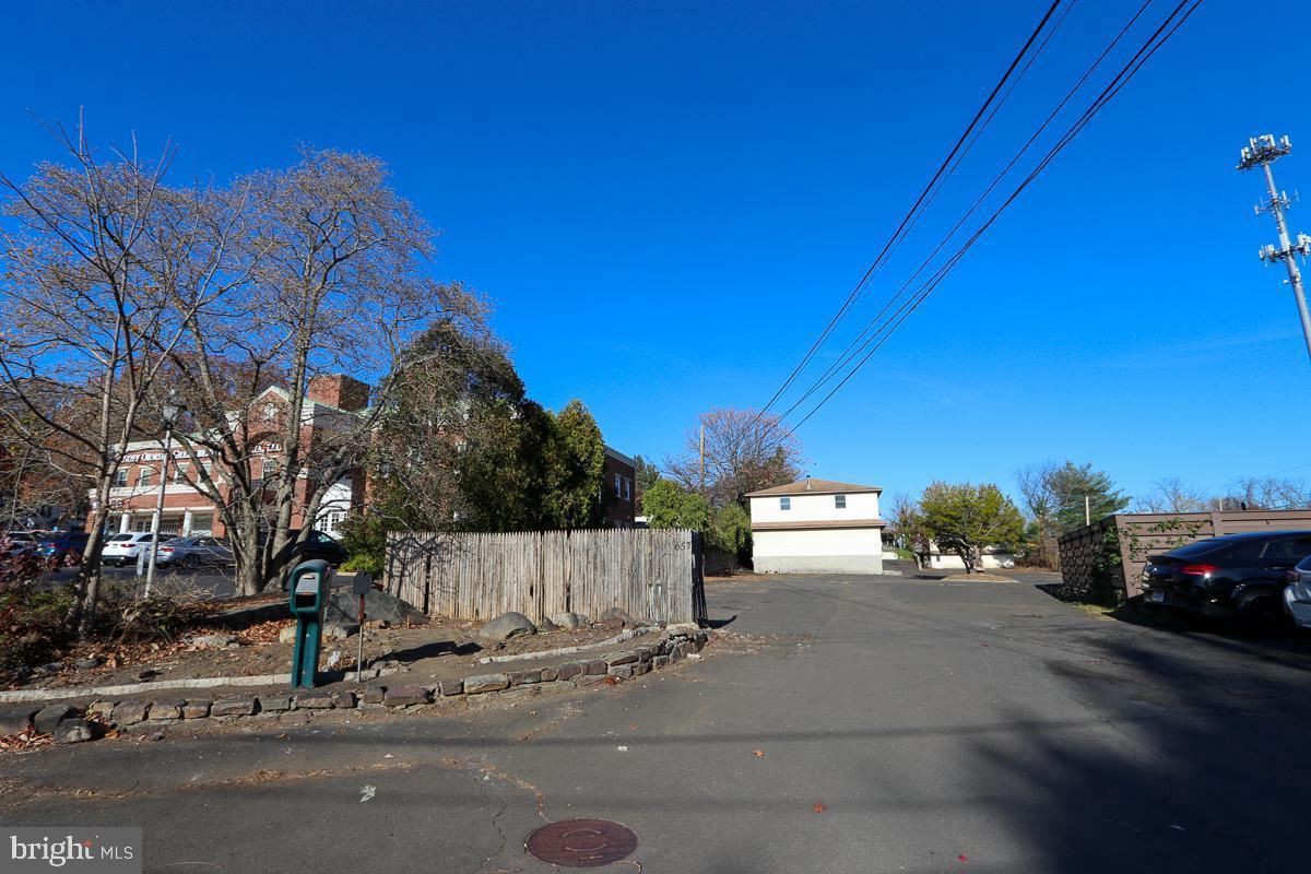 657 RED LION ROAD