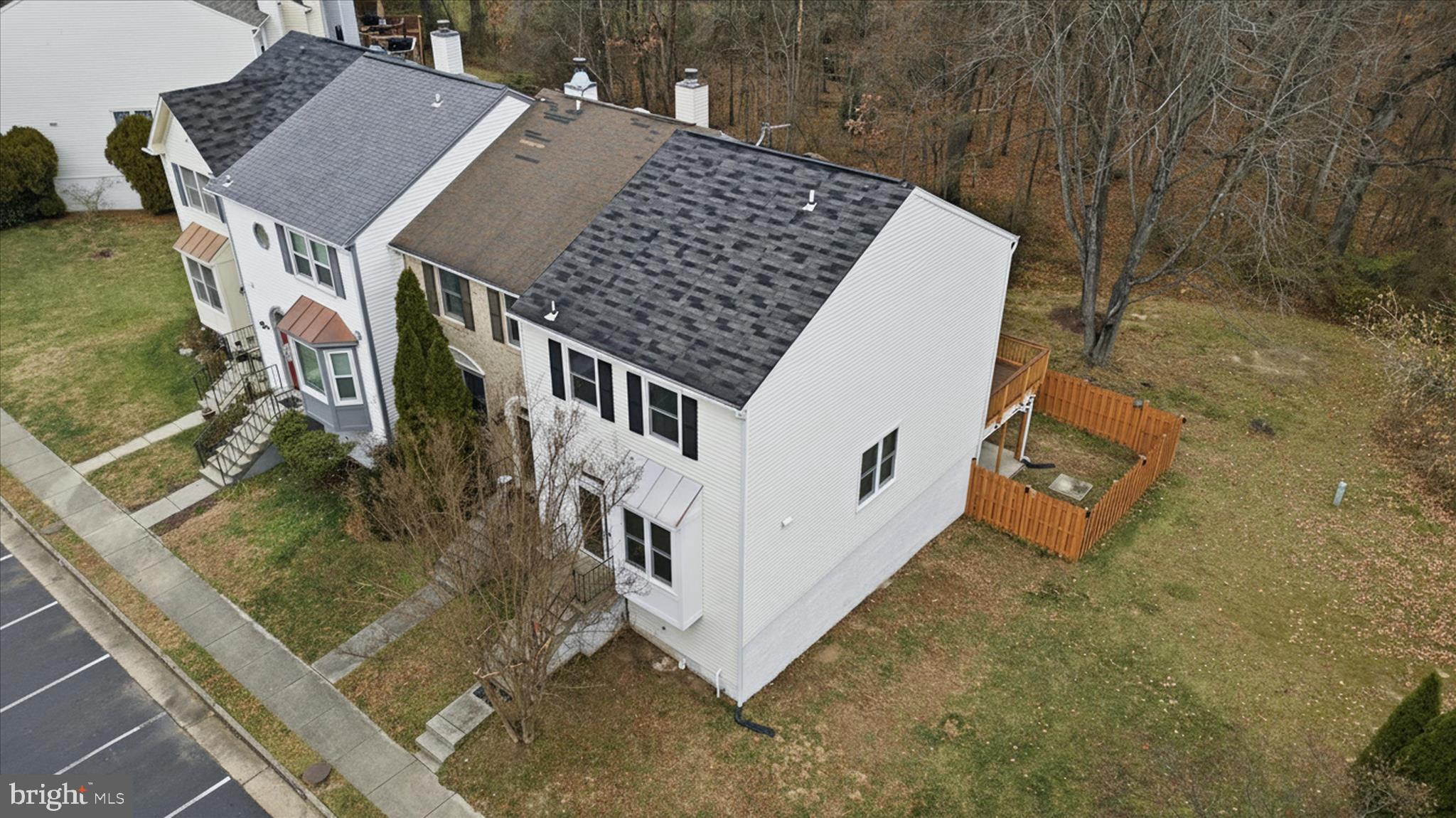 LITTLE ROCKY RUN - Residential Lease