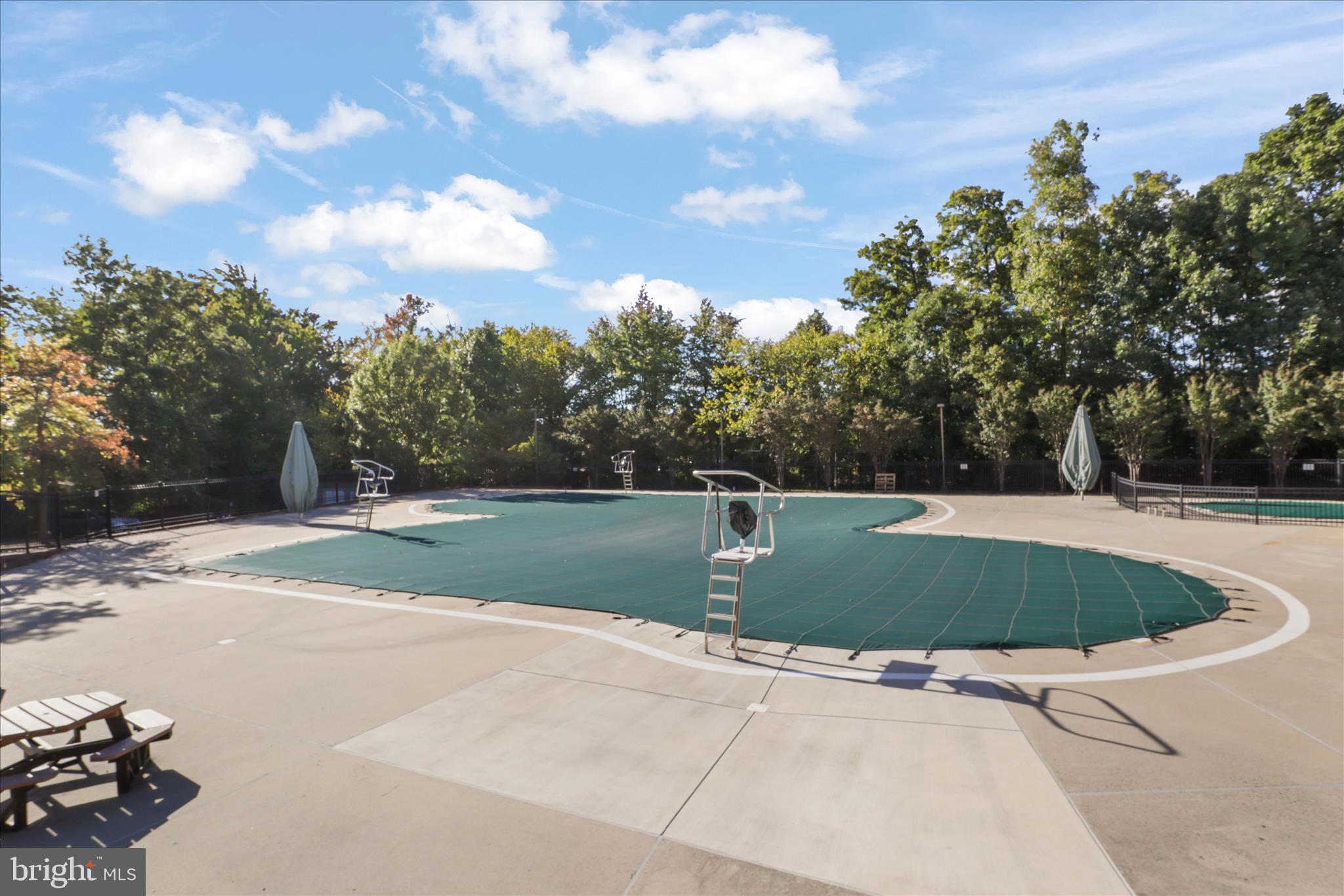 LITTLE ROCKY RUN - Residential Lease