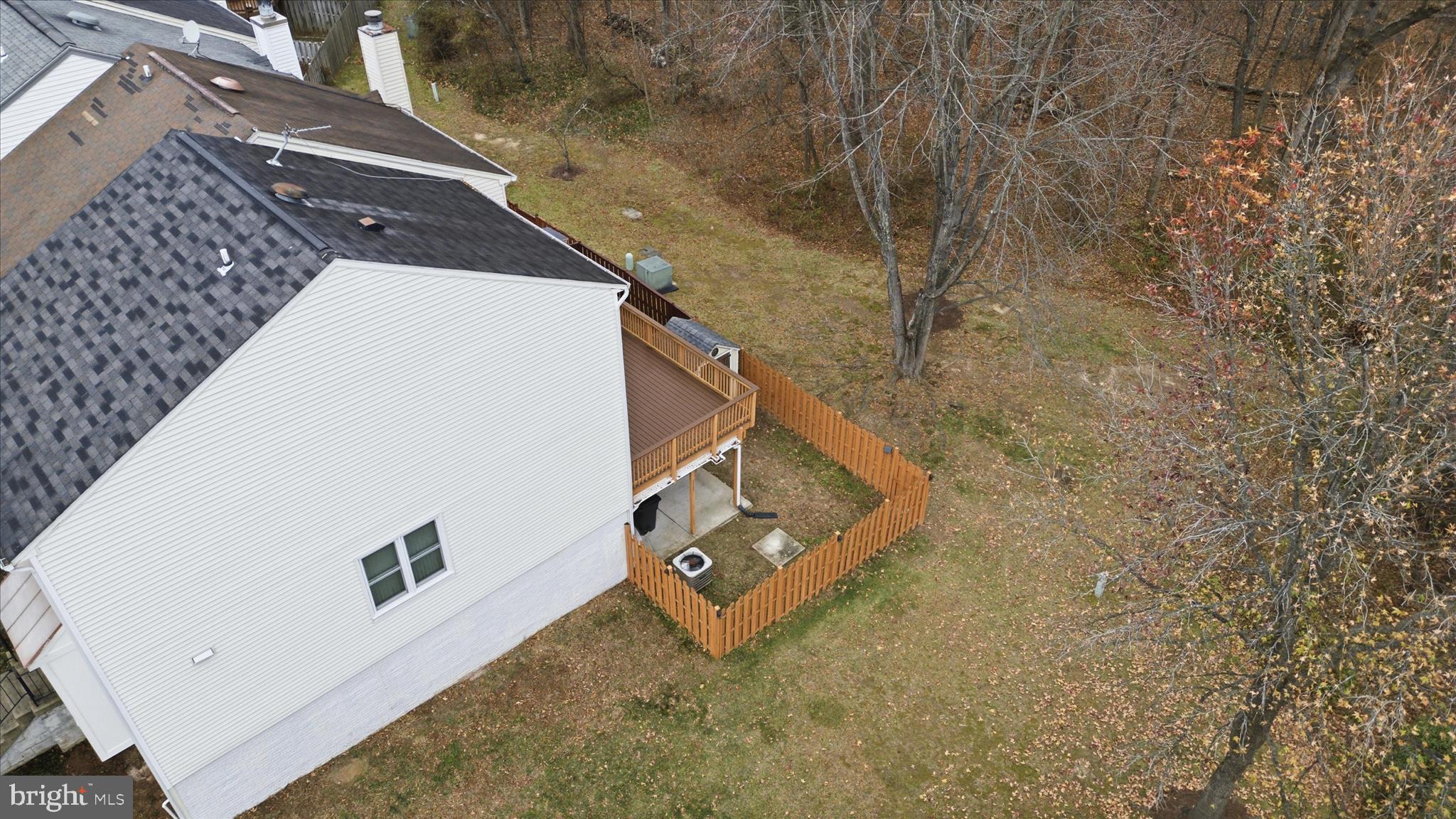 LITTLE ROCKY RUN - Residential Lease