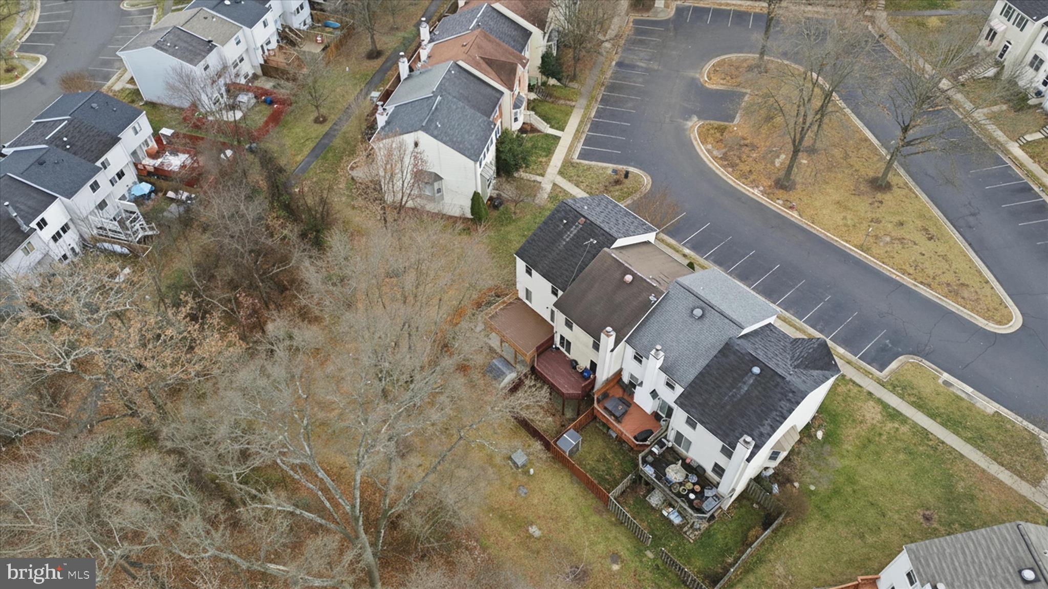 LITTLE ROCKY RUN - Residential Lease