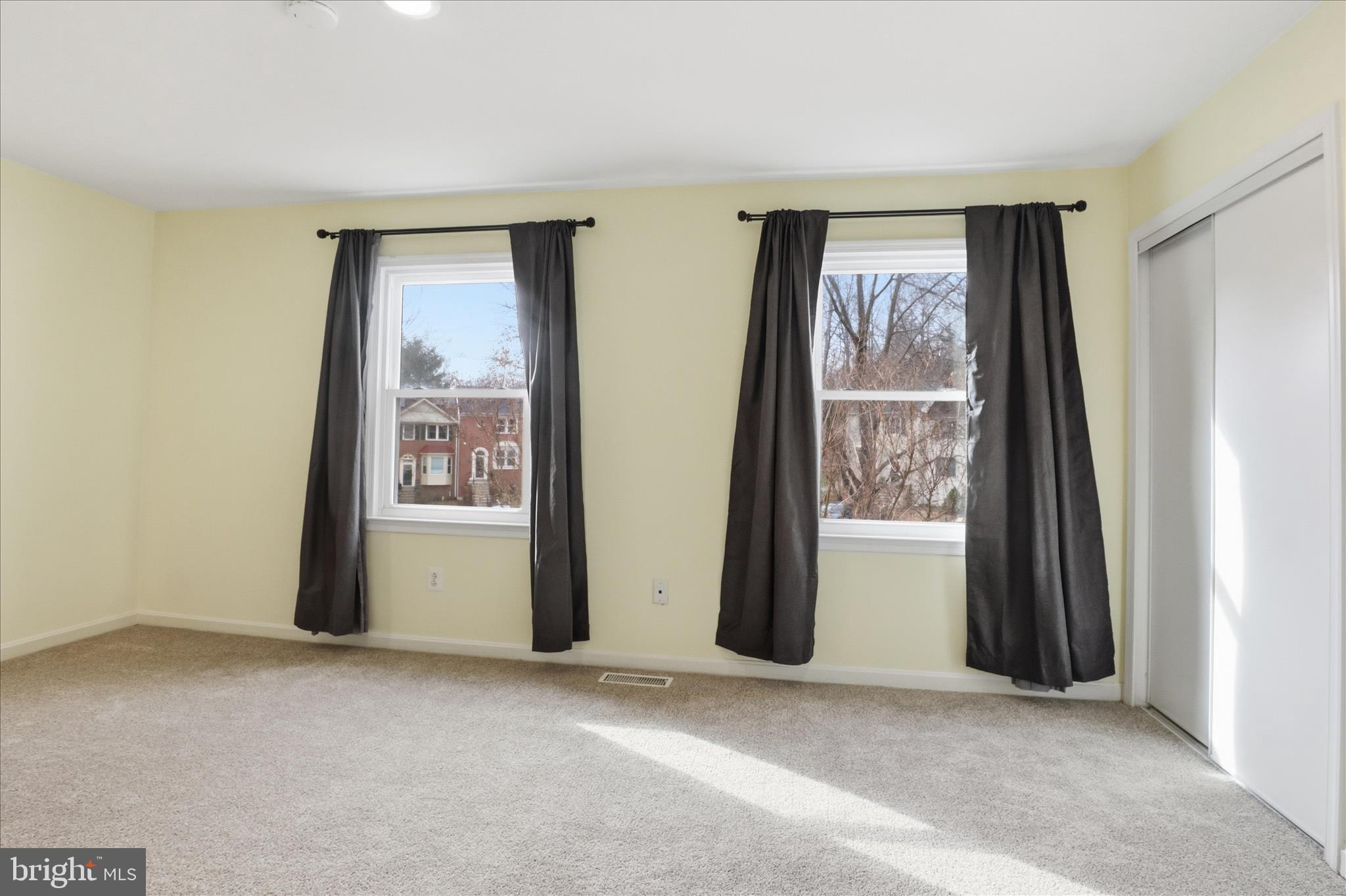 LITTLE ROCKY RUN - Residential Lease