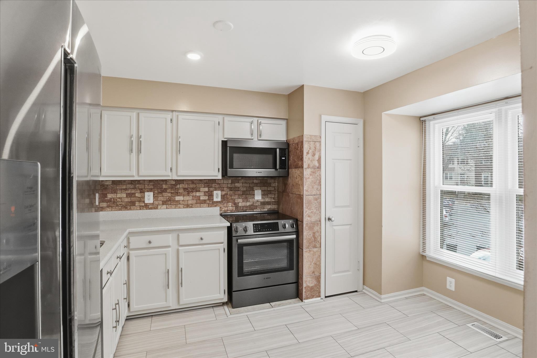 LITTLE ROCKY RUN - Residential Lease