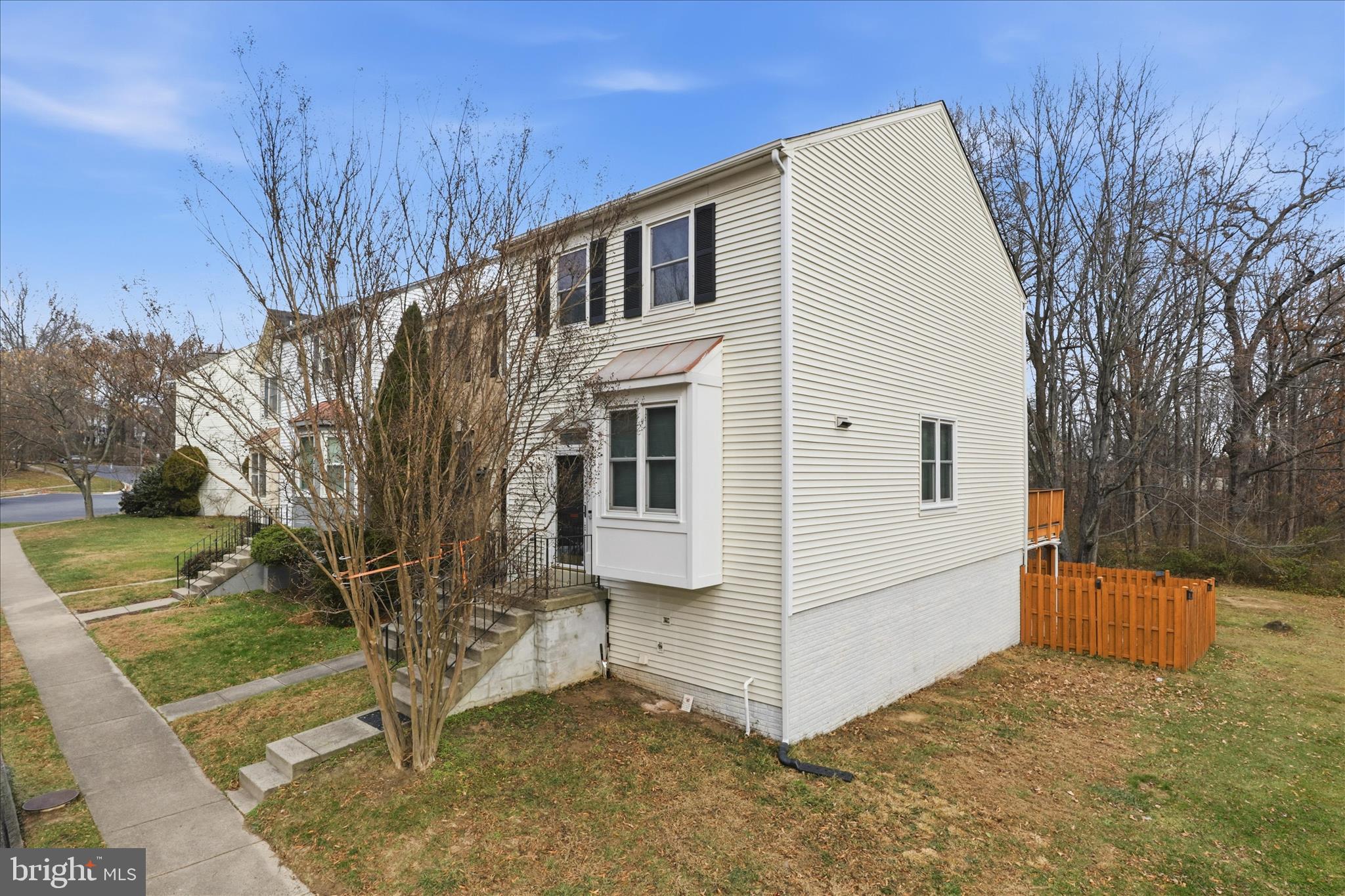 LITTLE ROCKY RUN - Residential Lease