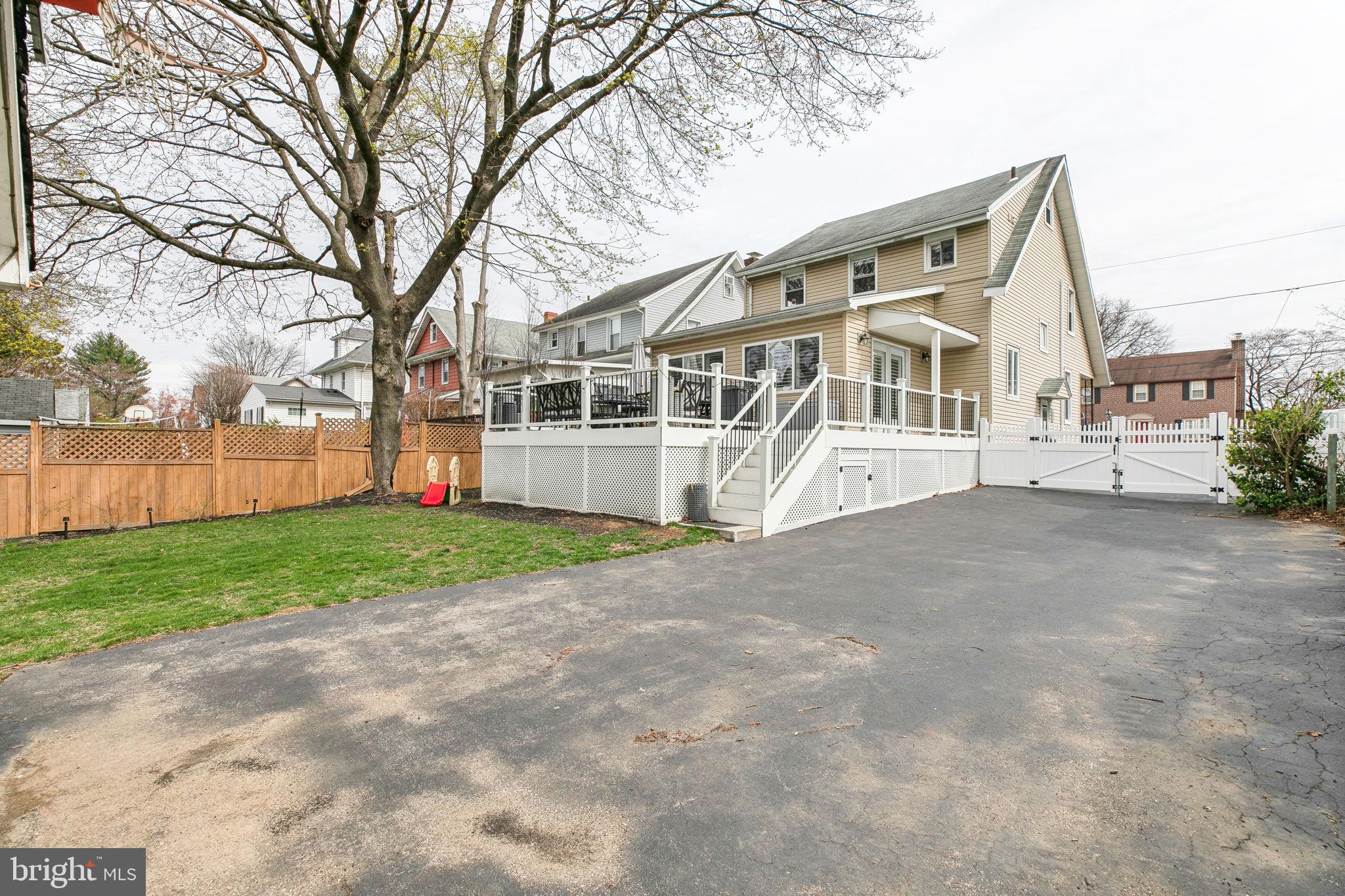 BROOKLINE - Residential