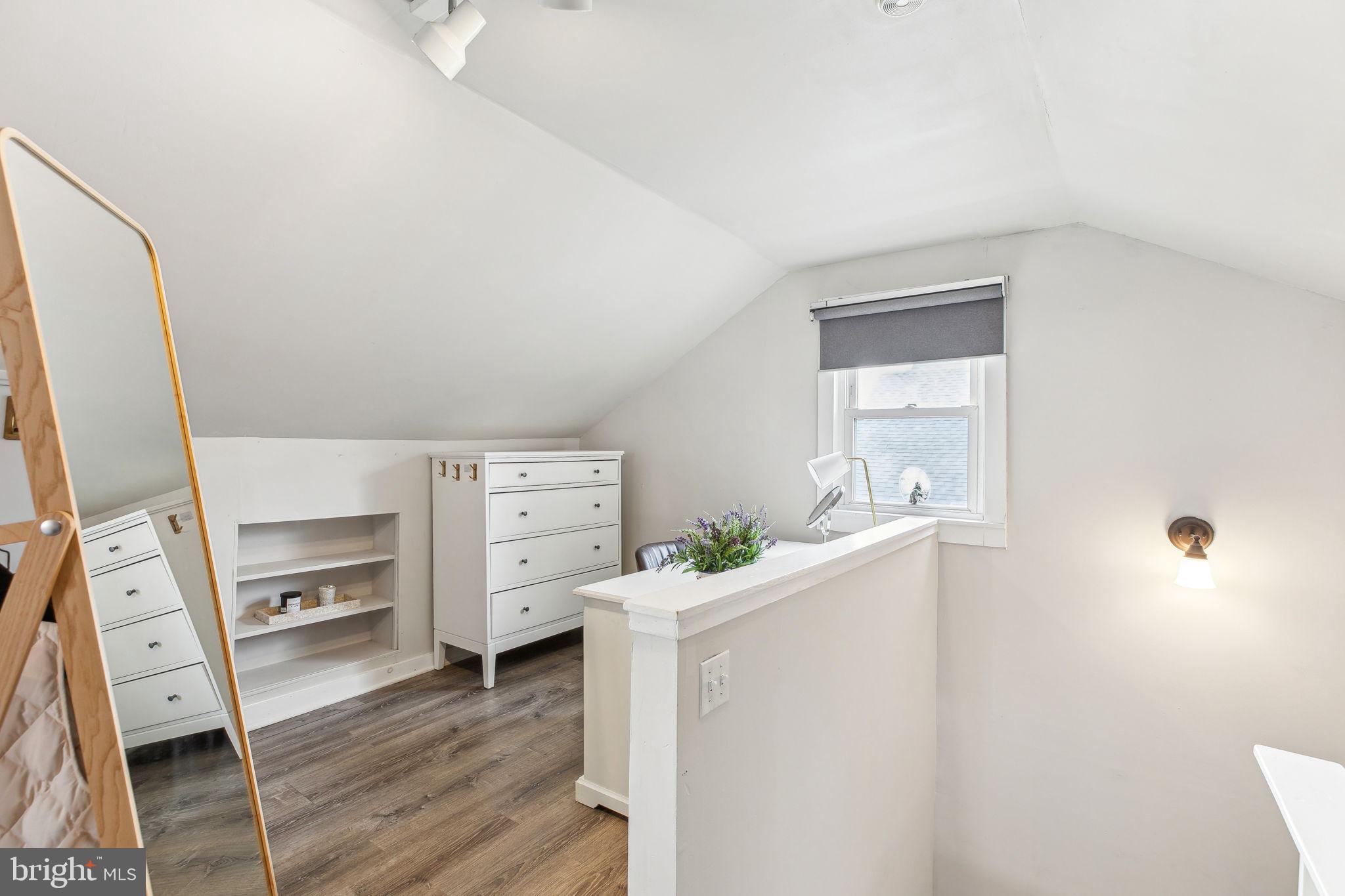 BROOKLINE - Residential