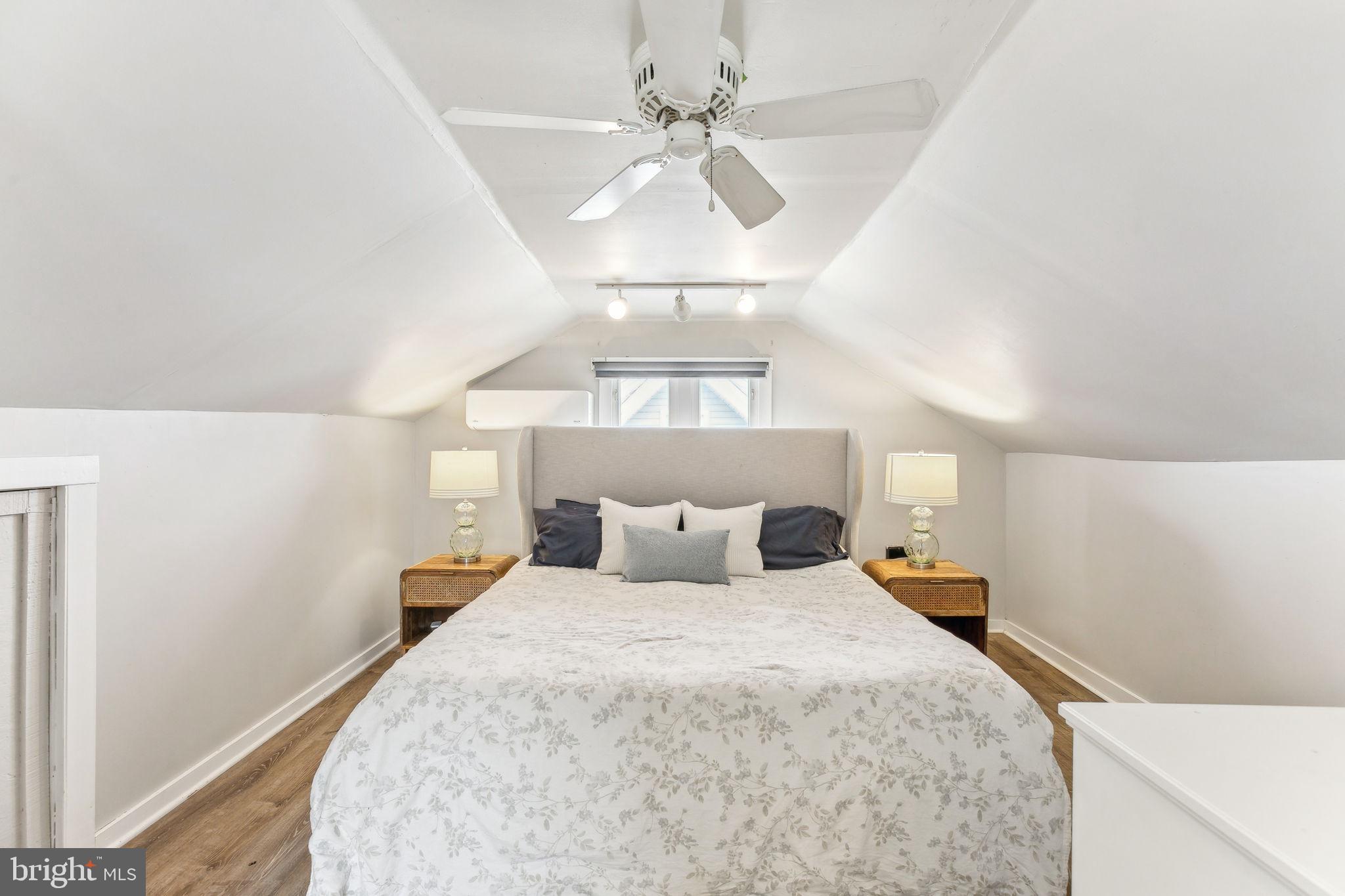 BROOKLINE - Residential