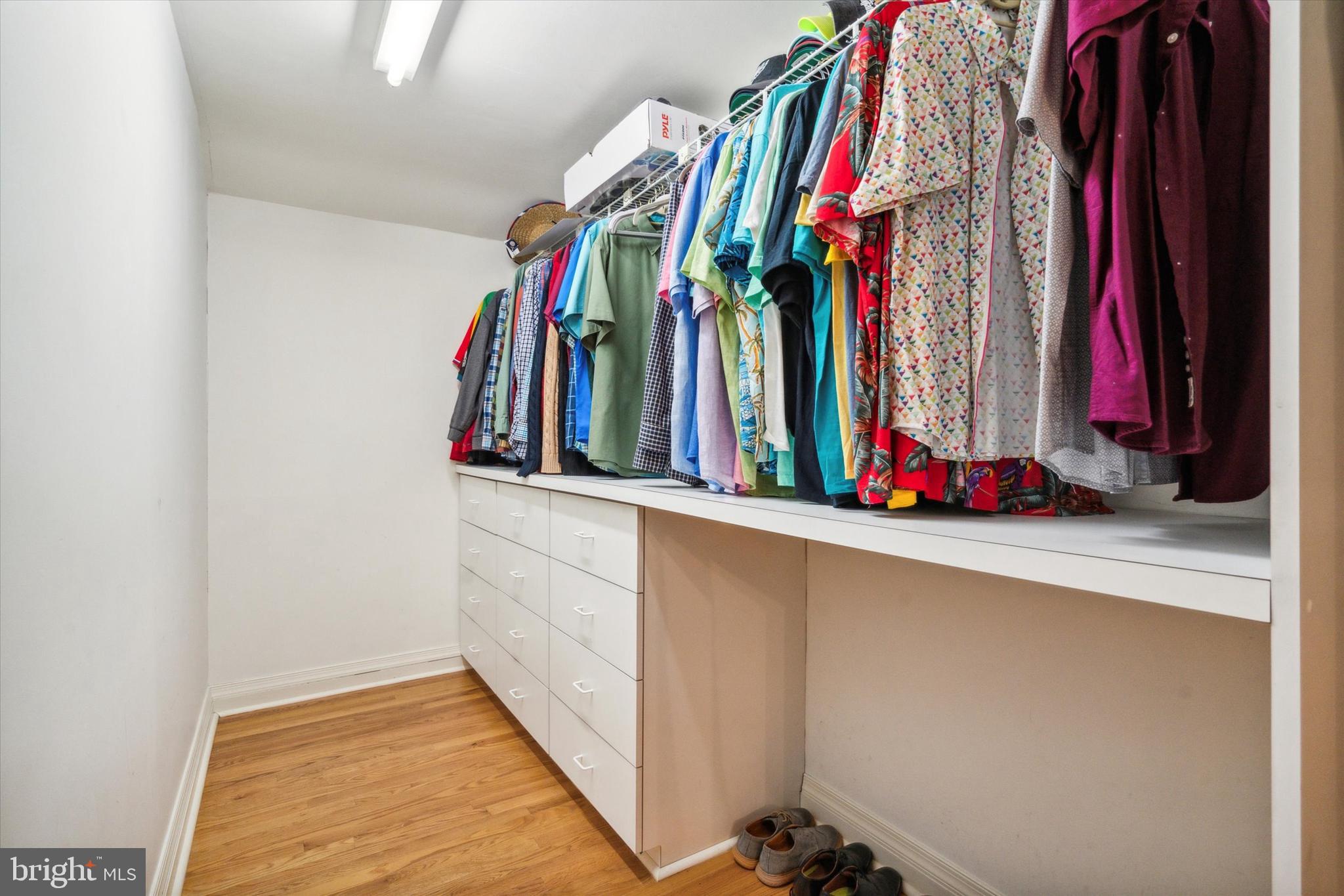 HUNTINGDON VALLEY - Residential