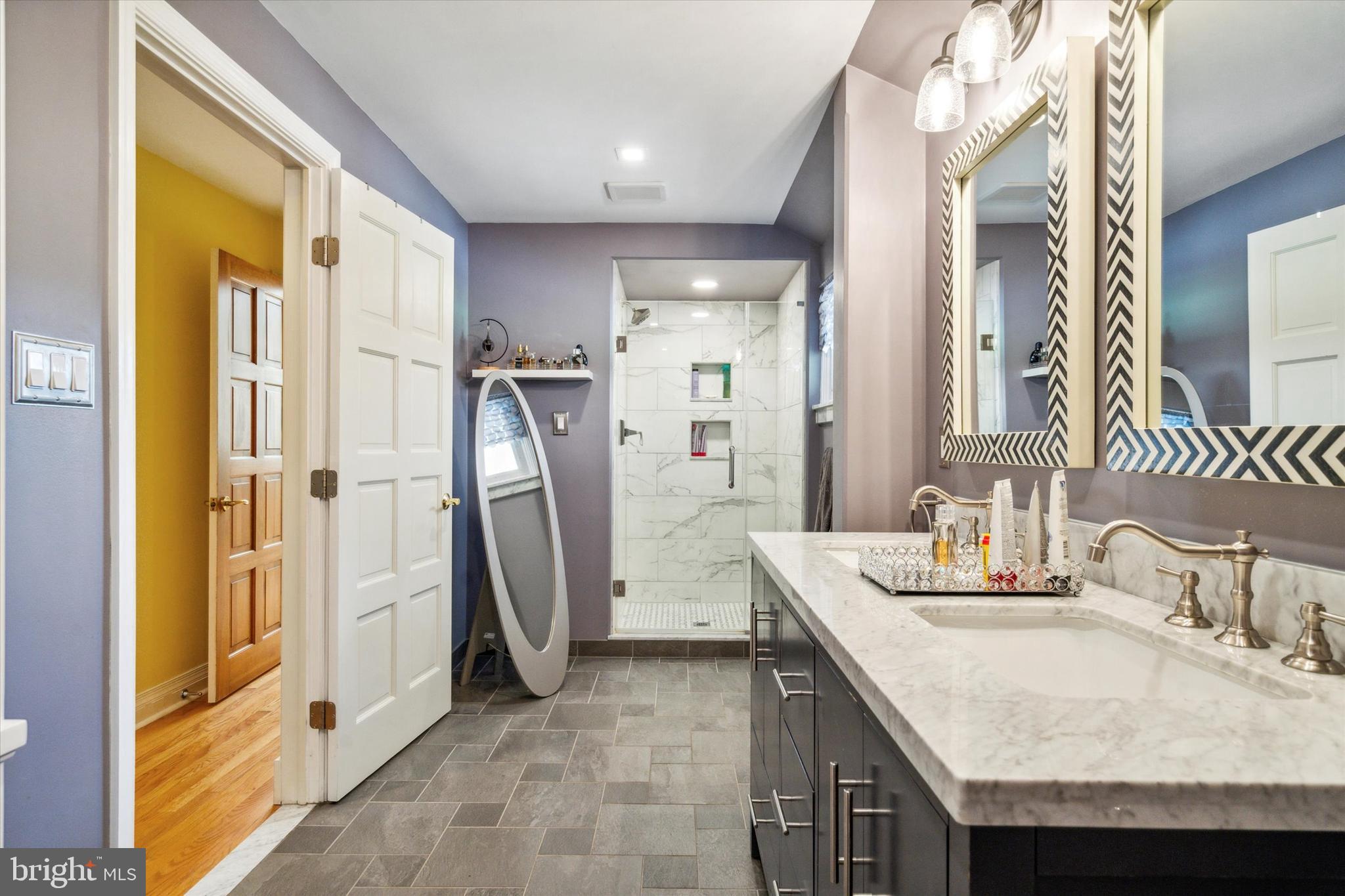 HUNTINGDON VALLEY - Residential