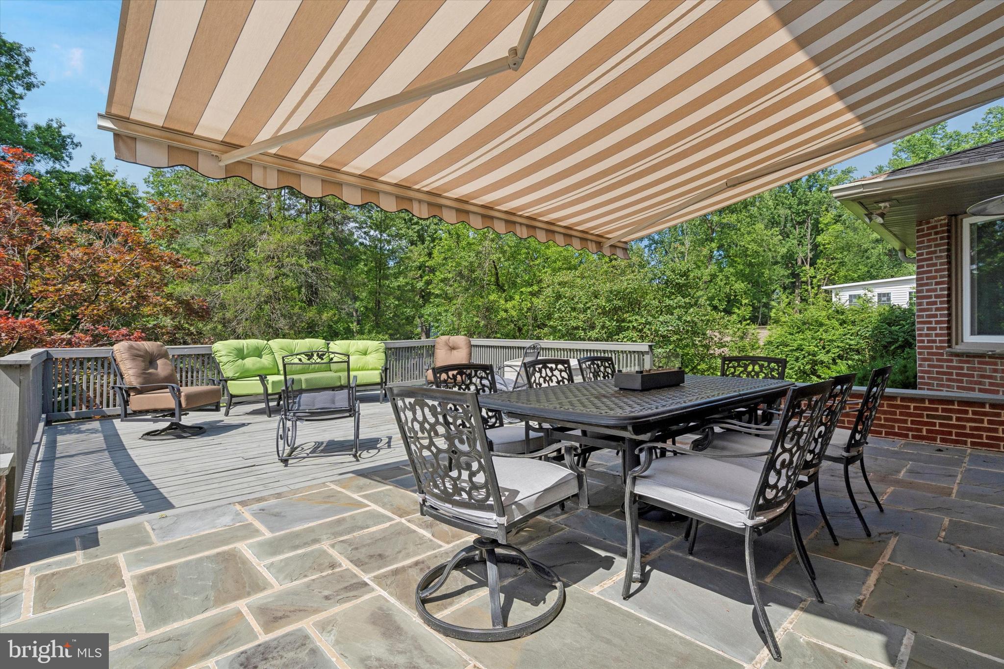 HUNTINGDON VALLEY - Residential